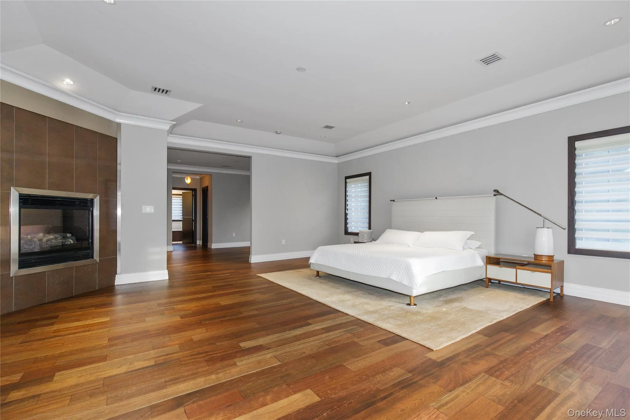 w/ fireplace w/ fireplace