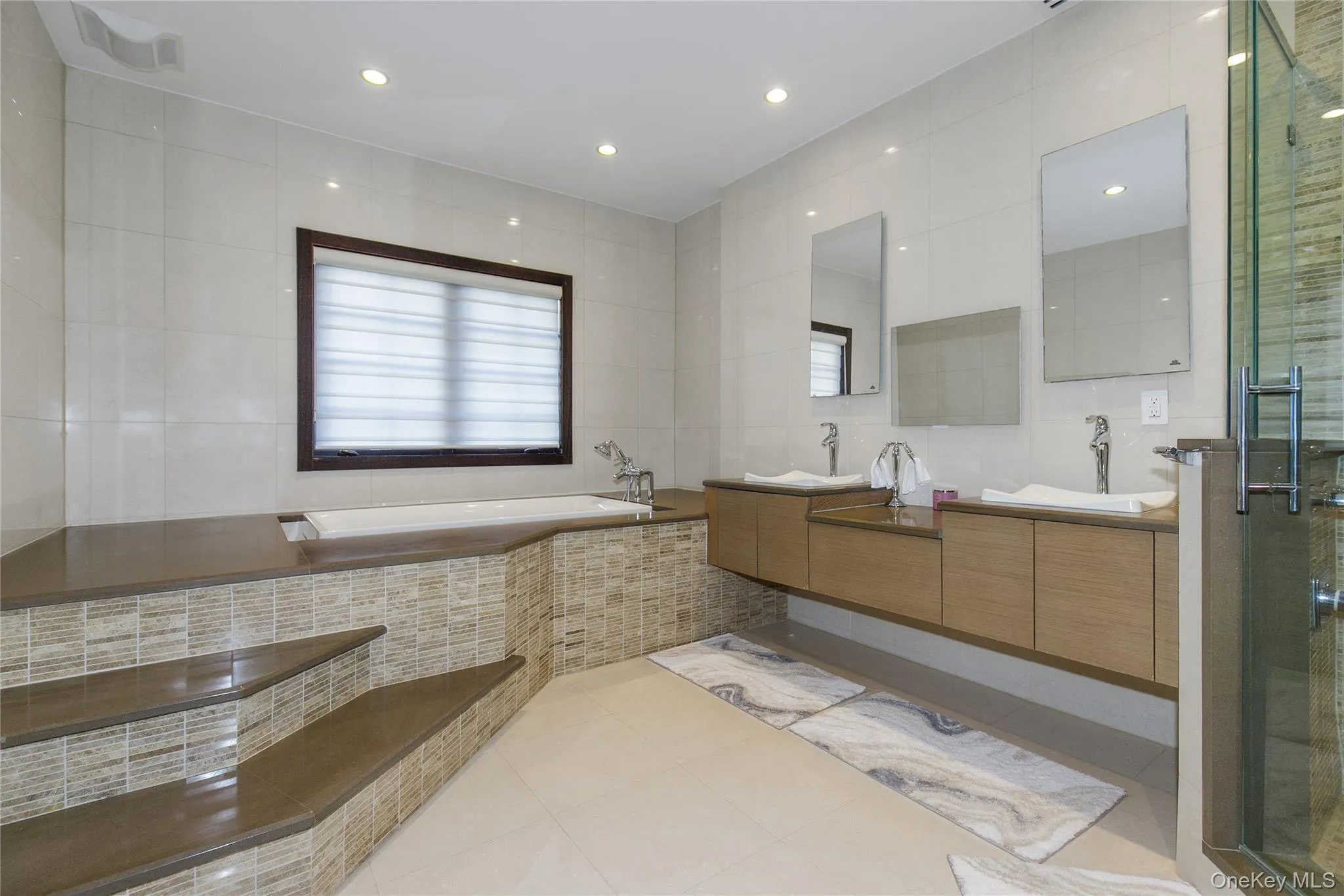5 Farmwoods Lane, Oyster Bay, NY, 6 Bedrooms Bedrooms, 12 Rooms Rooms,7 BathroomsBathrooms,Residential,For Rent,Farmwoods,0,1021182 5 Farmwoods Lane, Oyster Bay, NY, 6 Bedrooms Bedrooms, 12 Rooms Rooms,7 BathroomsBathrooms,Residential,For Rent,Farmwoods,0,1021182