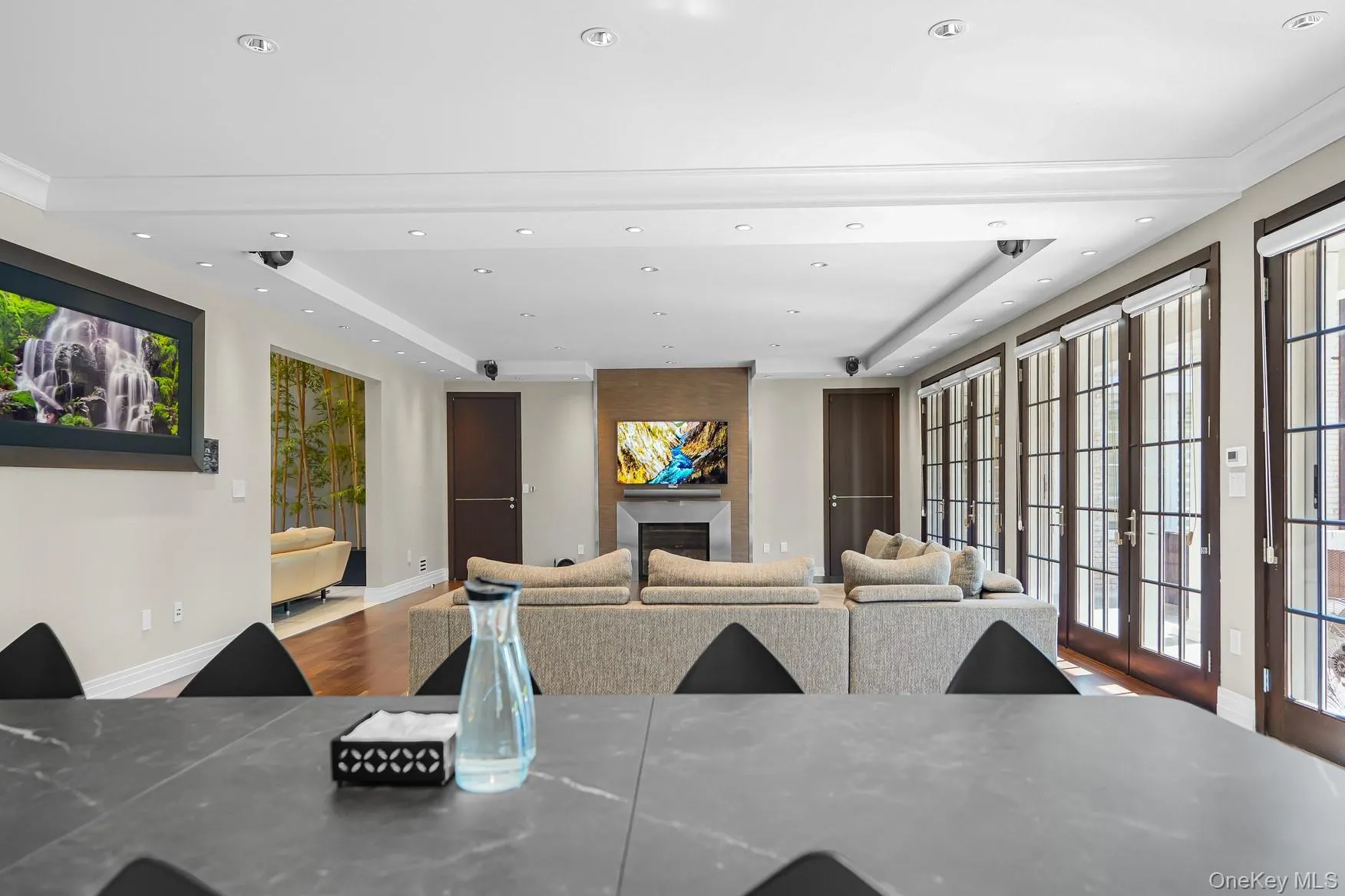 w/ fireplace w/ fireplace