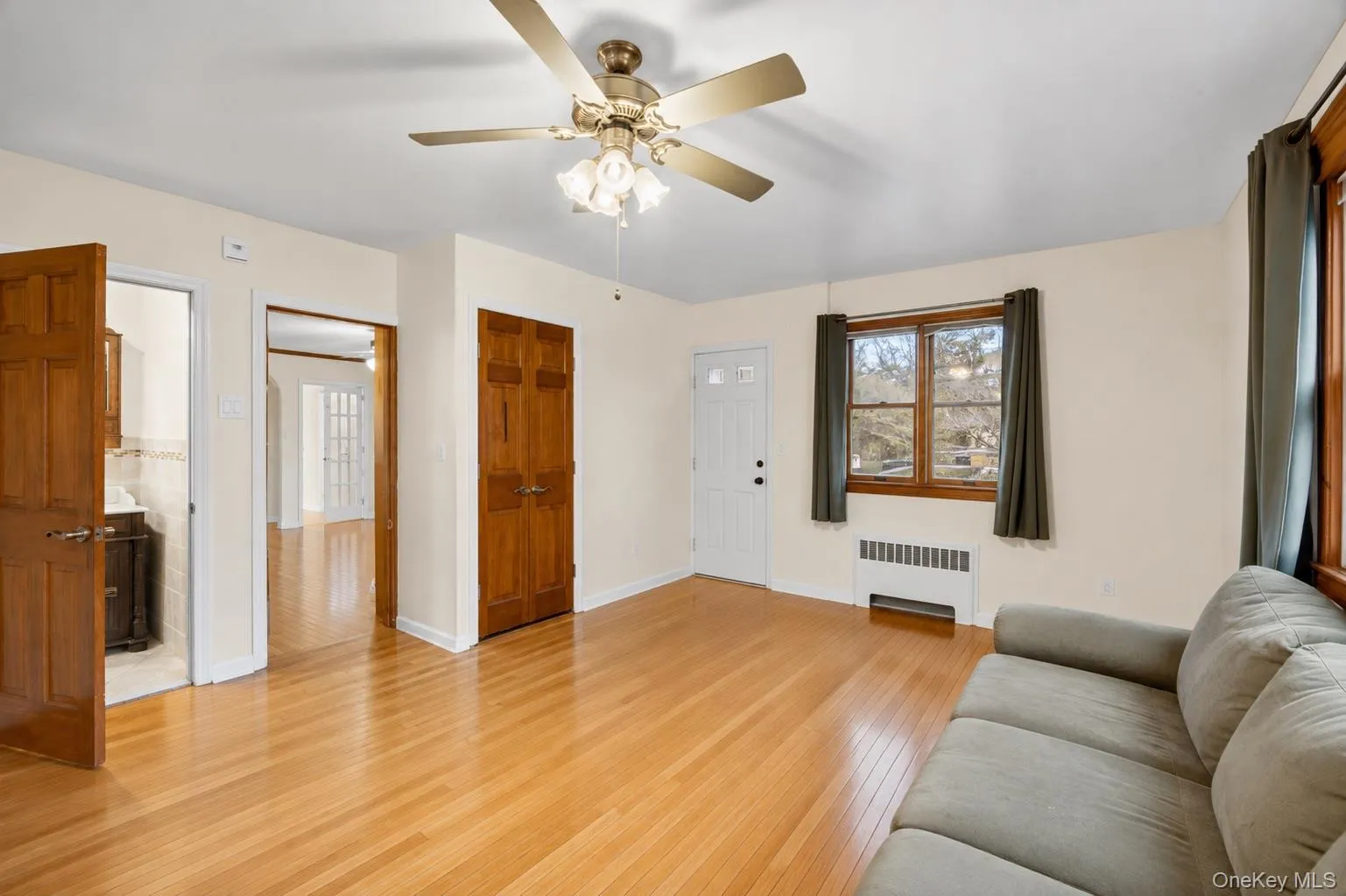501 Penn Street, Long Beach, NY, 3 Bedrooms Bedrooms, 7 Rooms Rooms,2 BathroomsBathrooms,Residential,For Rent,Penn,0,1021183 501 Penn Street, Long Beach, NY, 3 Bedrooms Bedrooms, 7 Rooms Rooms,2 BathroomsBathrooms,Residential,For Rent,Penn,0,1021183