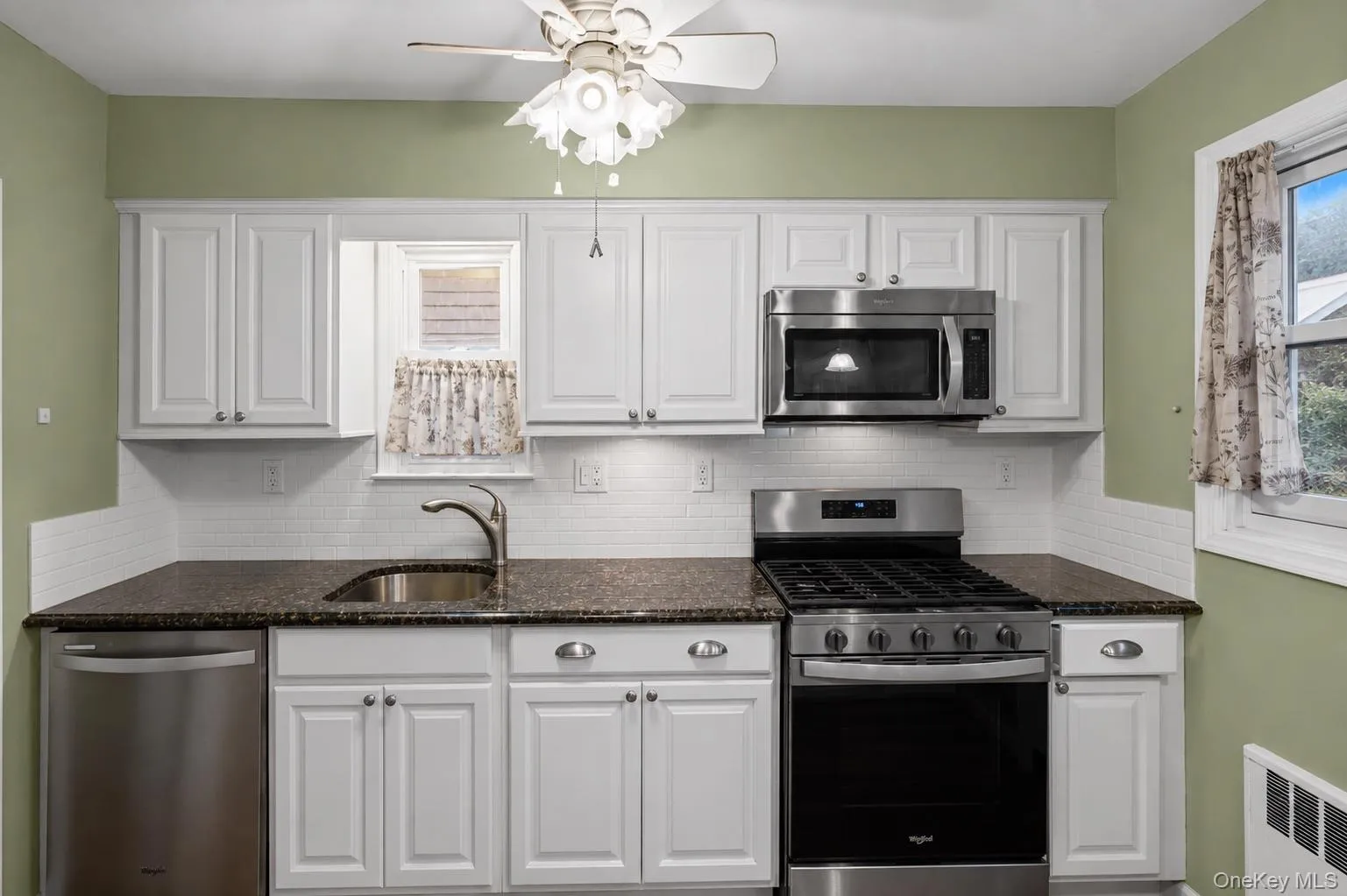 501 Penn Street, Long Beach, NY, 3 Bedrooms Bedrooms, 7 Rooms Rooms,2 BathroomsBathrooms,Residential,For Rent,Penn,0,1021183 501 Penn Street, Long Beach, NY, 3 Bedrooms Bedrooms, 7 Rooms Rooms,2 BathroomsBathrooms,Residential,For Rent,Penn,0,1021183