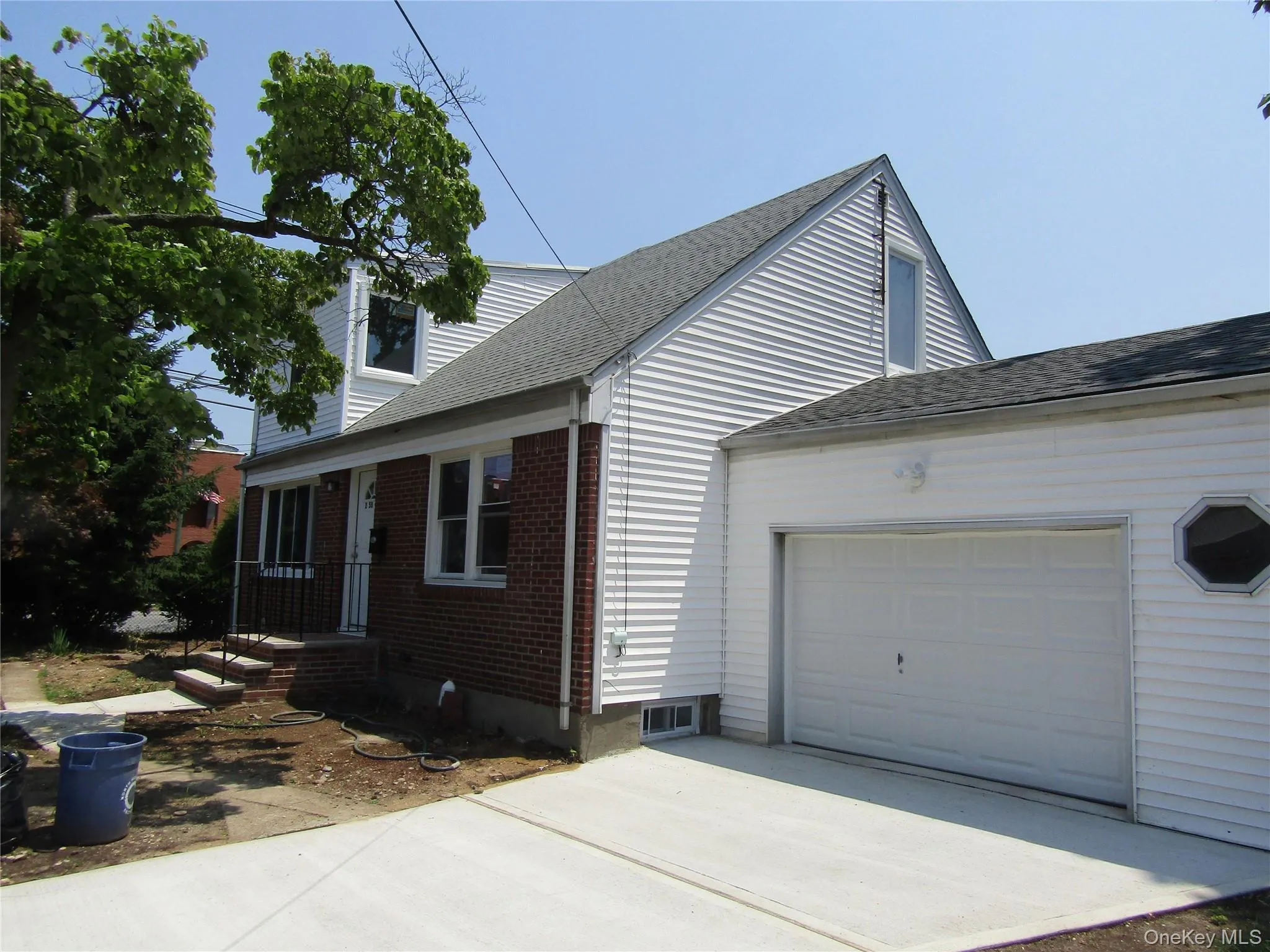 258 Brown Avenue, Hempstead, NY, 5 Bedrooms Bedrooms, 10 Rooms Rooms,3 BathroomsBathrooms,Residential,For Rent,Brown,0,1021188 258 Brown Avenue, Hempstead, NY, 5 Bedrooms Bedrooms, 10 Rooms Rooms,3 BathroomsBathrooms,Residential,For Rent,Brown,0,1021188