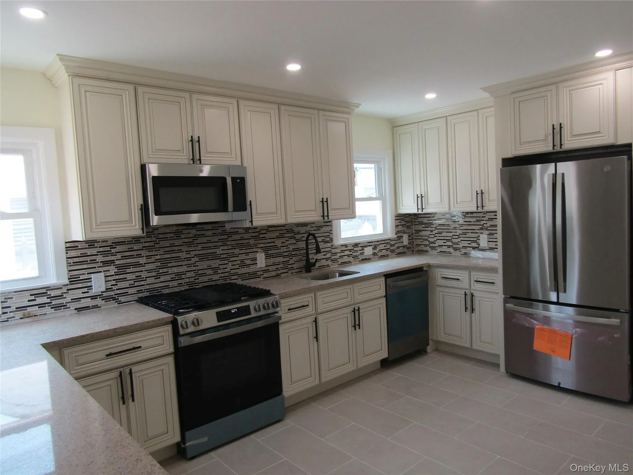258 Brown Avenue, Hempstead, NY, 5 Bedrooms Bedrooms, 10 Rooms Rooms,3 BathroomsBathrooms,Residential,For Rent,Brown,0,1021188 258 Brown Avenue, Hempstead, NY, 5 Bedrooms Bedrooms, 10 Rooms Rooms,3 BathroomsBathrooms,Residential,For Rent,Brown,0,1021188
