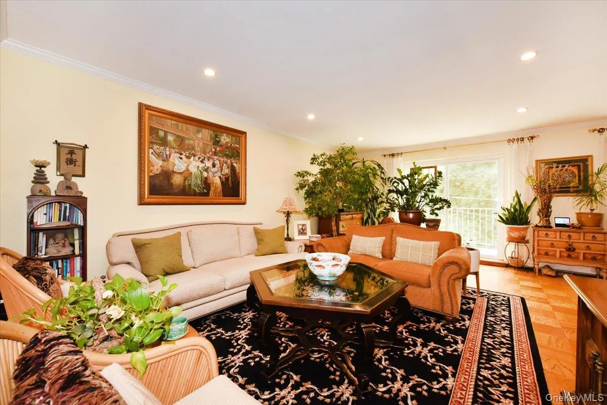 320 Shore Road, North Hempstead, NY, 2 Bedrooms Bedrooms, 5 Rooms Rooms,2 BathroomsBathrooms,Residential,For Rent,Shore,0,1021191 320 Shore Road, North Hempstead, NY, 2 Bedrooms Bedrooms, 5 Rooms Rooms,2 BathroomsBathrooms,Residential,For Rent,Shore,0,1021191