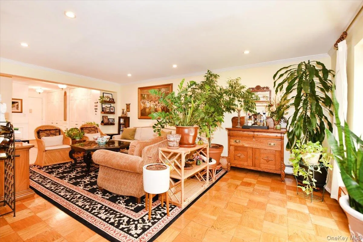 320 Shore Road, North Hempstead, NY, 2 Bedrooms Bedrooms, 5 Rooms Rooms,2 BathroomsBathrooms,Residential,For Rent,Shore,0,1021191 320 Shore Road, North Hempstead, NY, 2 Bedrooms Bedrooms, 5 Rooms Rooms,2 BathroomsBathrooms,Residential,For Rent,Shore,0,1021191