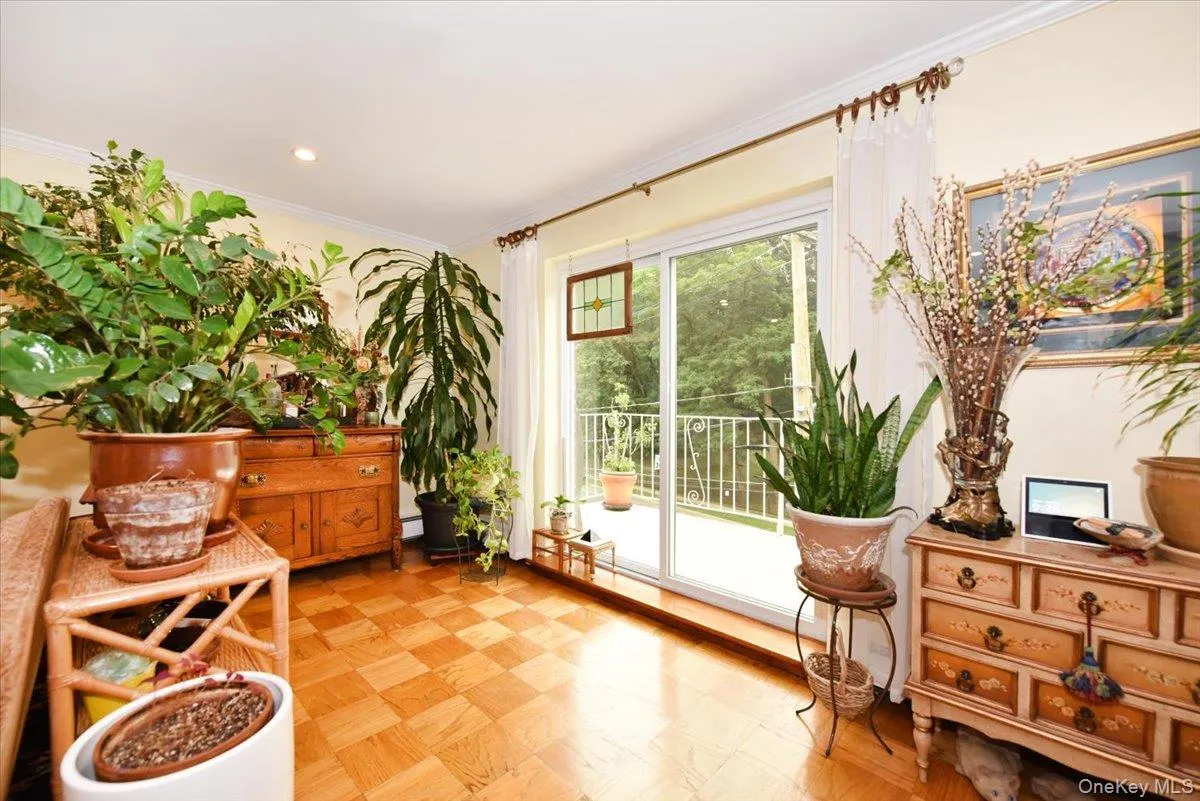 320 Shore Road, North Hempstead, NY, 2 Bedrooms Bedrooms, 5 Rooms Rooms,2 BathroomsBathrooms,Residential,For Rent,Shore,0,1021191 320 Shore Road, North Hempstead, NY, 2 Bedrooms Bedrooms, 5 Rooms Rooms,2 BathroomsBathrooms,Residential,For Rent,Shore,0,1021191