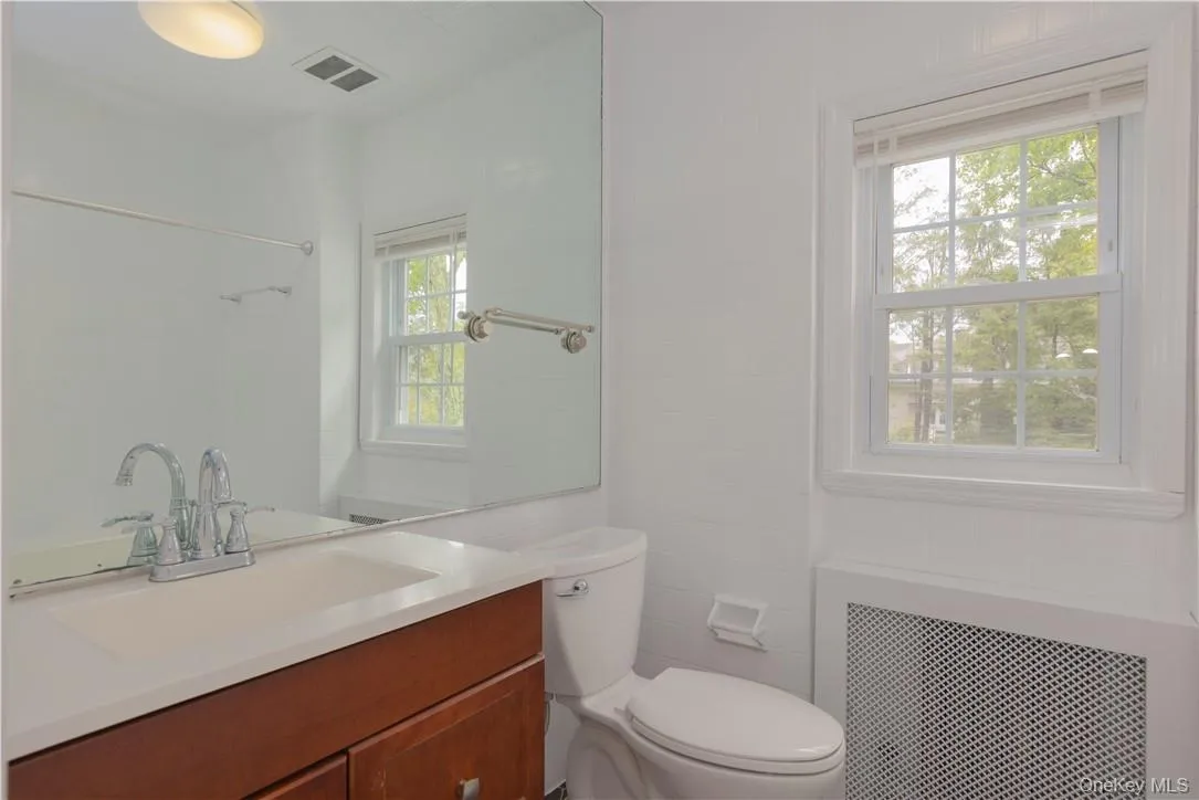 7 Carthage Lane, Scarsdale, NY, 4 Bedrooms Bedrooms, 8 Rooms Rooms,2 BathroomsBathrooms,Residential Lease,For Rent,Carthage,0,1021197 7 Carthage Lane, Scarsdale, NY, 4 Bedrooms Bedrooms, 8 Rooms Rooms,2 BathroomsBathrooms,Residential Lease,For Rent,Carthage,0,1021197