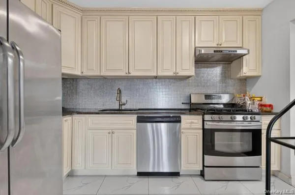 5-38 115th Street, New York, NY, 2 Bedrooms Bedrooms, 6 Rooms Rooms,2 BathroomsBathrooms,Residential,For Rent,115th Street,0,1021198 5-38 115th Street, New York, NY, 2 Bedrooms Bedrooms, 6 Rooms Rooms,2 BathroomsBathrooms,Residential,For Rent,115th Street,0,1021198