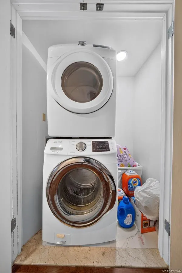 5-38 115th Street, New York, NY, 2 Bedrooms Bedrooms, 6 Rooms Rooms,2 BathroomsBathrooms,Residential,For Rent,115th Street,0,1021198 5-38 115th Street, New York, NY, 2 Bedrooms Bedrooms, 6 Rooms Rooms,2 BathroomsBathrooms,Residential,For Rent,115th Street,0,1021198