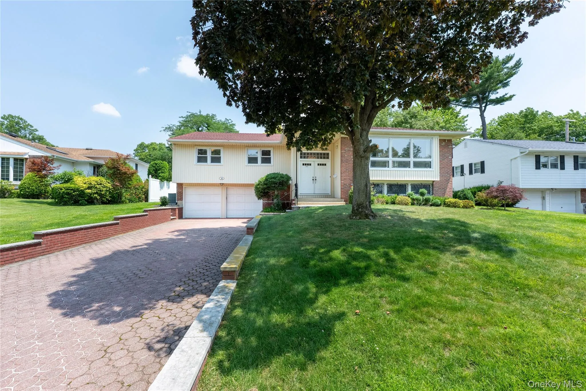 18 Dogwood Road, North Hempstead, NY, 4 Bedrooms Bedrooms, 8 Rooms Rooms,2 BathroomsBathrooms,Residential Lease,For Rent,Dogwood,0,1021203 18 Dogwood Road, North Hempstead, NY, 4 Bedrooms Bedrooms, 8 Rooms Rooms,2 BathroomsBathrooms,Residential Lease,For Rent,Dogwood,0,1021203