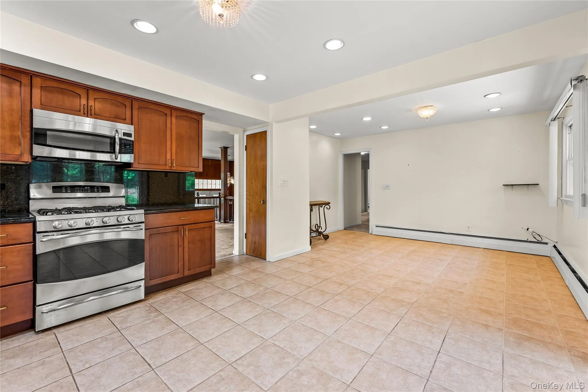 18 Dogwood Road, North Hempstead, NY, 4 Bedrooms Bedrooms, 8 Rooms Rooms,2 BathroomsBathrooms,Residential Lease,For Rent,Dogwood,0,1021203 18 Dogwood Road, North Hempstead, NY, 4 Bedrooms Bedrooms, 8 Rooms Rooms,2 BathroomsBathrooms,Residential Lease,For Rent,Dogwood,0,1021203
