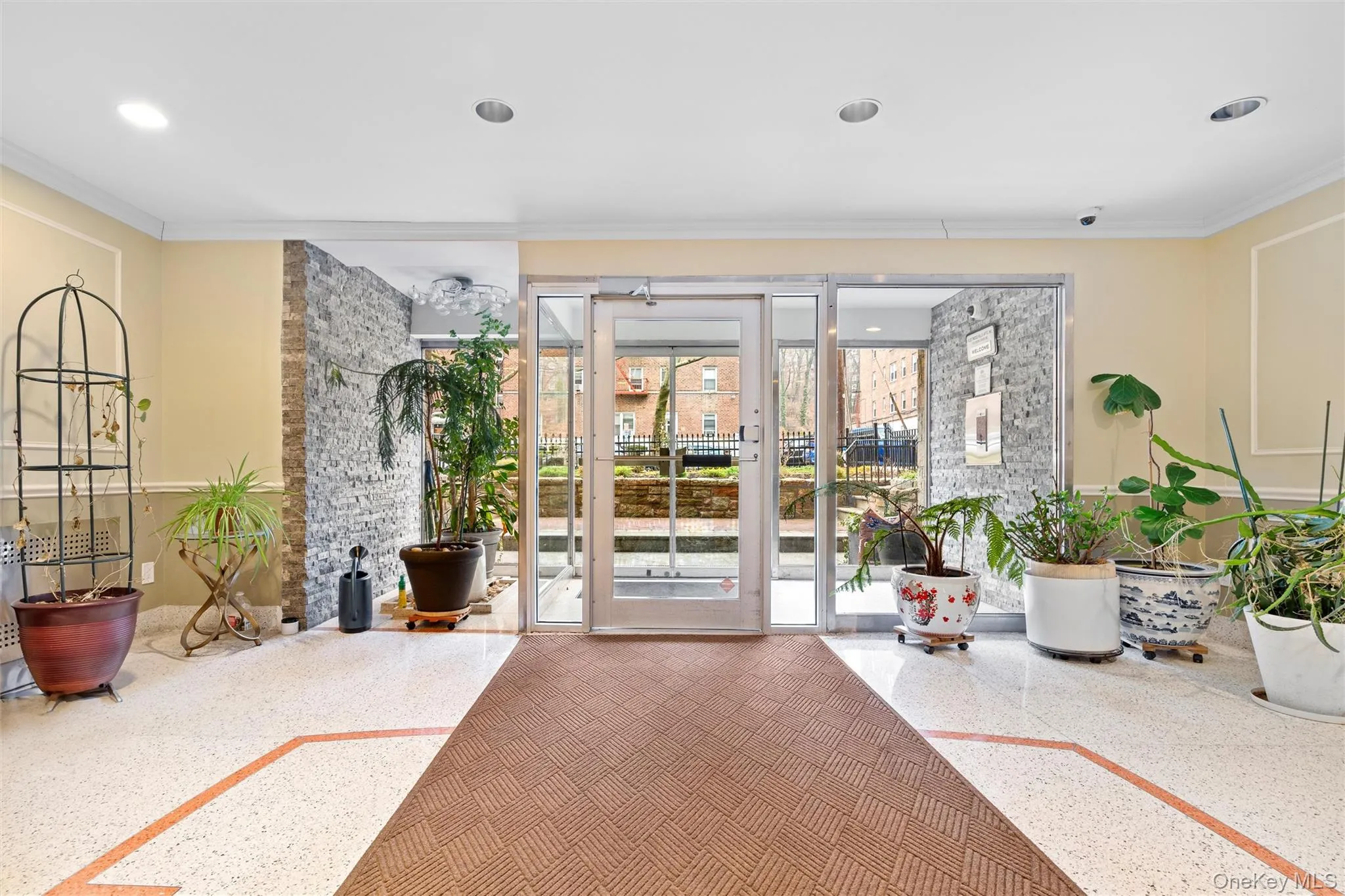 804 Bronx River Road, Yonkers, NY, 1 Bedroom Bedrooms, 4 Rooms Rooms,1 BathroomBathrooms,Residential,For Rent,Bronx River,0,1021204 804 Bronx River Road, Yonkers, NY, 1 Bedroom Bedrooms, 4 Rooms Rooms,1 BathroomBathrooms,Residential,For Rent,Bronx River,0,1021204