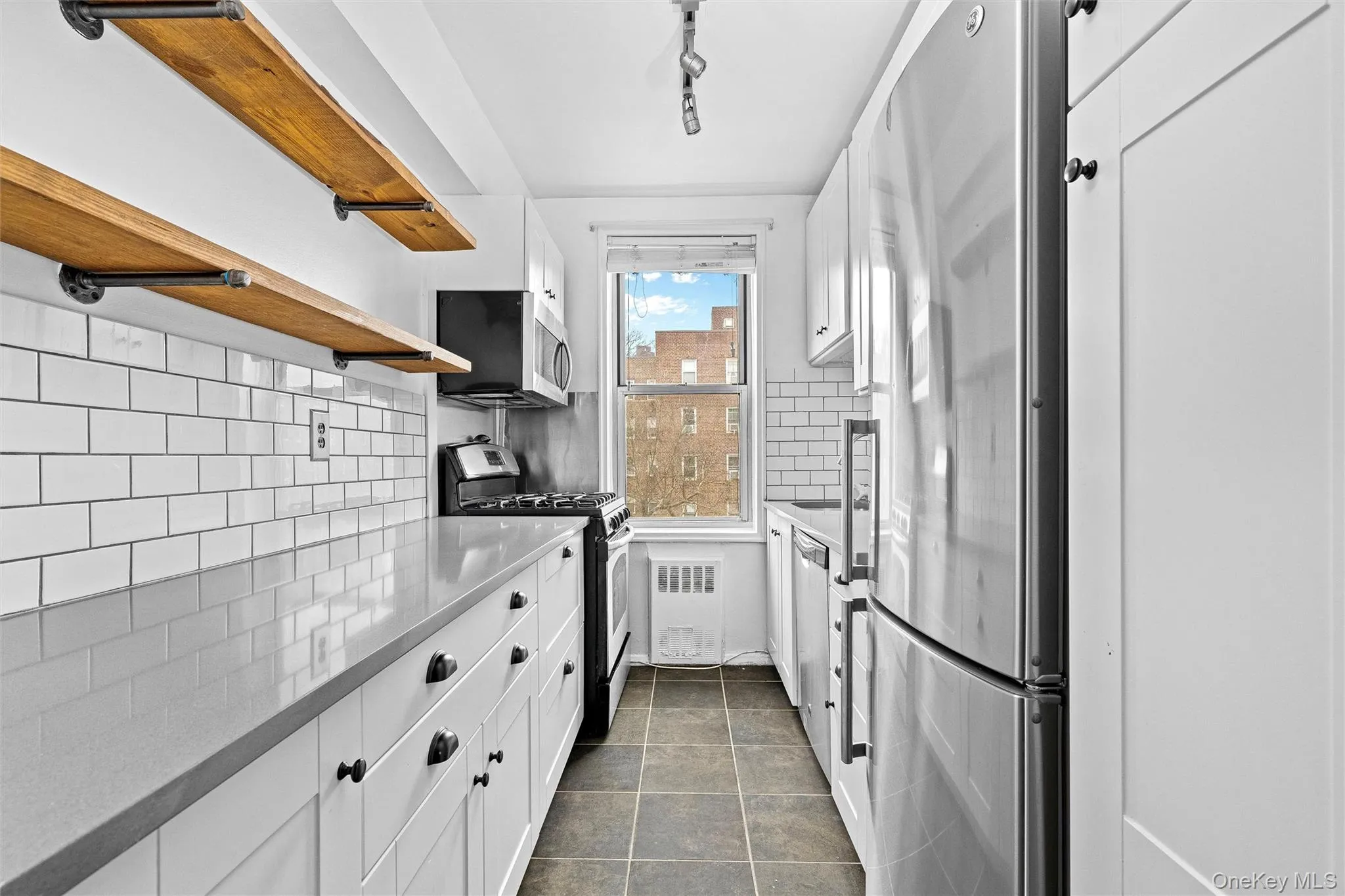 804 Bronx River Road, Yonkers, NY, 1 Bedroom Bedrooms, 4 Rooms Rooms,1 BathroomBathrooms,Residential,For Rent,Bronx River,0,1021204 804 Bronx River Road, Yonkers, NY, 1 Bedroom Bedrooms, 4 Rooms Rooms,1 BathroomBathrooms,Residential,For Rent,Bronx River,0,1021204