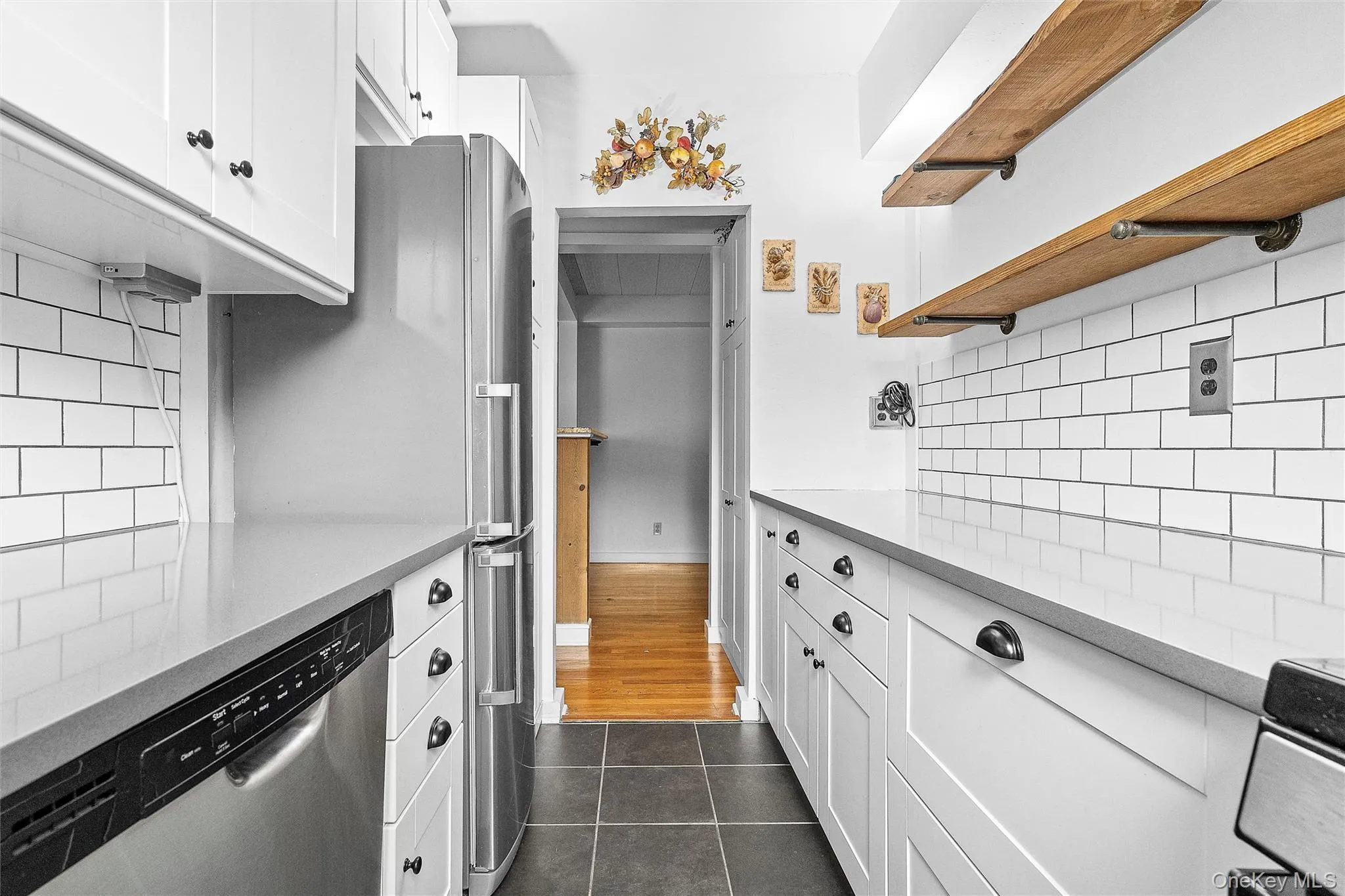 804 Bronx River Road, Yonkers, NY, 1 Bedroom Bedrooms, 4 Rooms Rooms,1 BathroomBathrooms,Residential,For Rent,Bronx River,0,1021204 804 Bronx River Road, Yonkers, NY, 1 Bedroom Bedrooms, 4 Rooms Rooms,1 BathroomBathrooms,Residential,For Rent,Bronx River,0,1021204