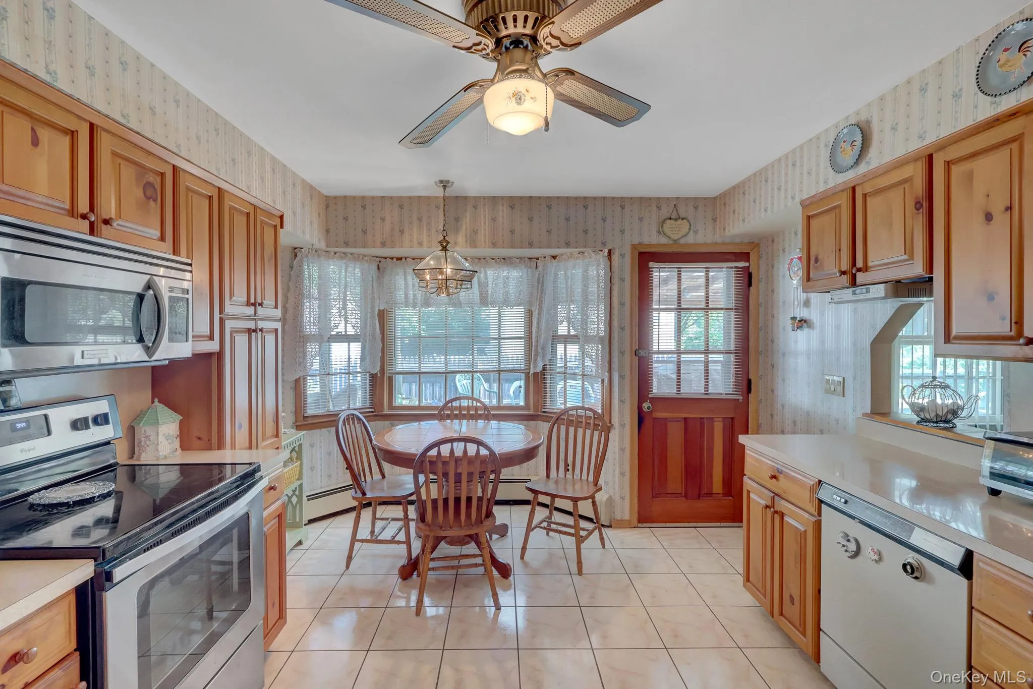 175 Franklin Street, Brookhaven, NY, 3 Bedrooms Bedrooms, 7 Rooms Rooms,1 BathroomBathrooms,Residential,For Rent,Franklin,0,1021205 175 Franklin Street, Brookhaven, NY, 3 Bedrooms Bedrooms, 7 Rooms Rooms,1 BathroomBathrooms,Residential,For Rent,Franklin,0,1021205