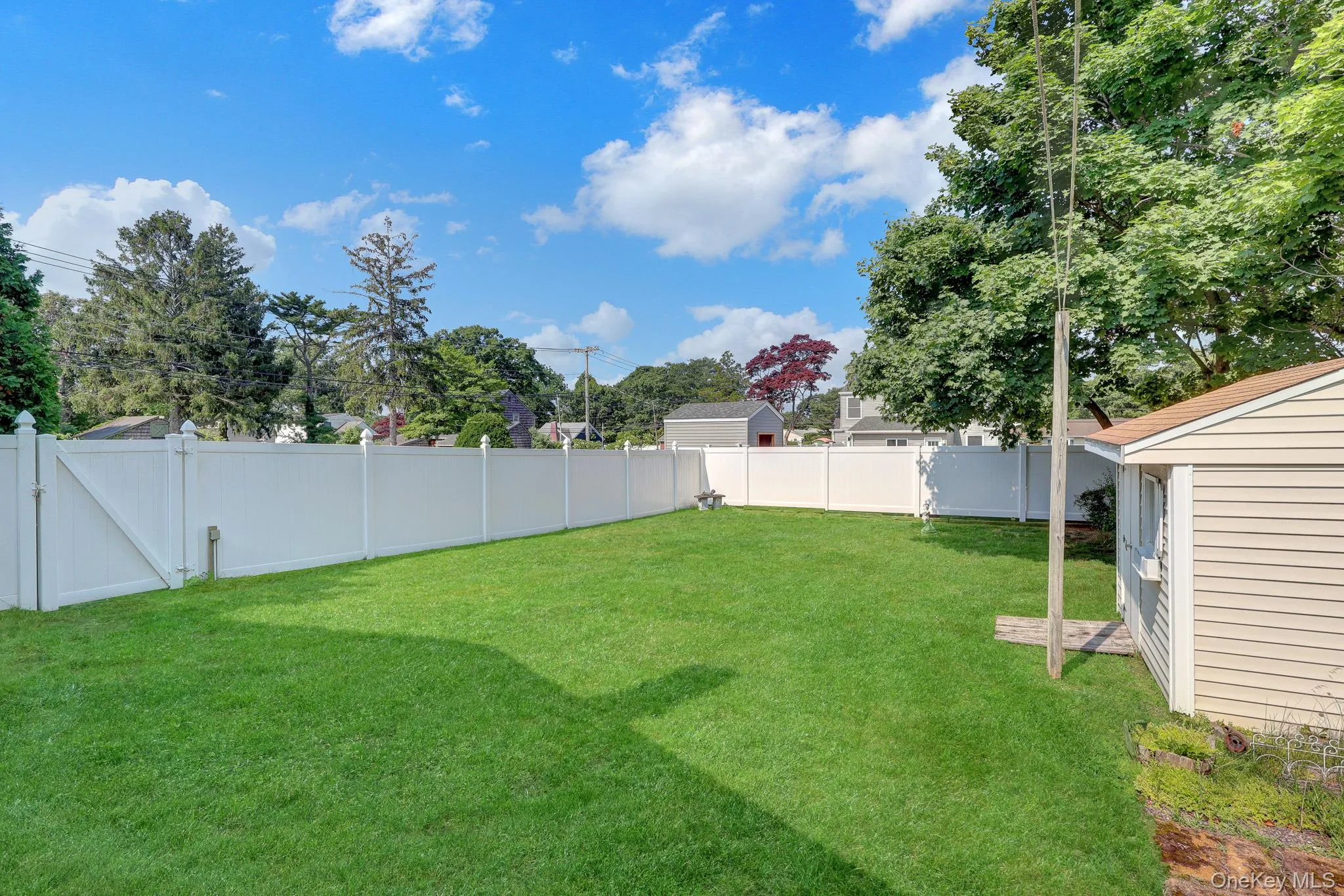 175 Franklin Street, Brookhaven, NY, 3 Bedrooms Bedrooms, 7 Rooms Rooms,1 BathroomBathrooms,Residential,For Rent,Franklin,0,1021205 175 Franklin Street, Brookhaven, NY, 3 Bedrooms Bedrooms, 7 Rooms Rooms,1 BathroomBathrooms,Residential,For Rent,Franklin,0,1021205