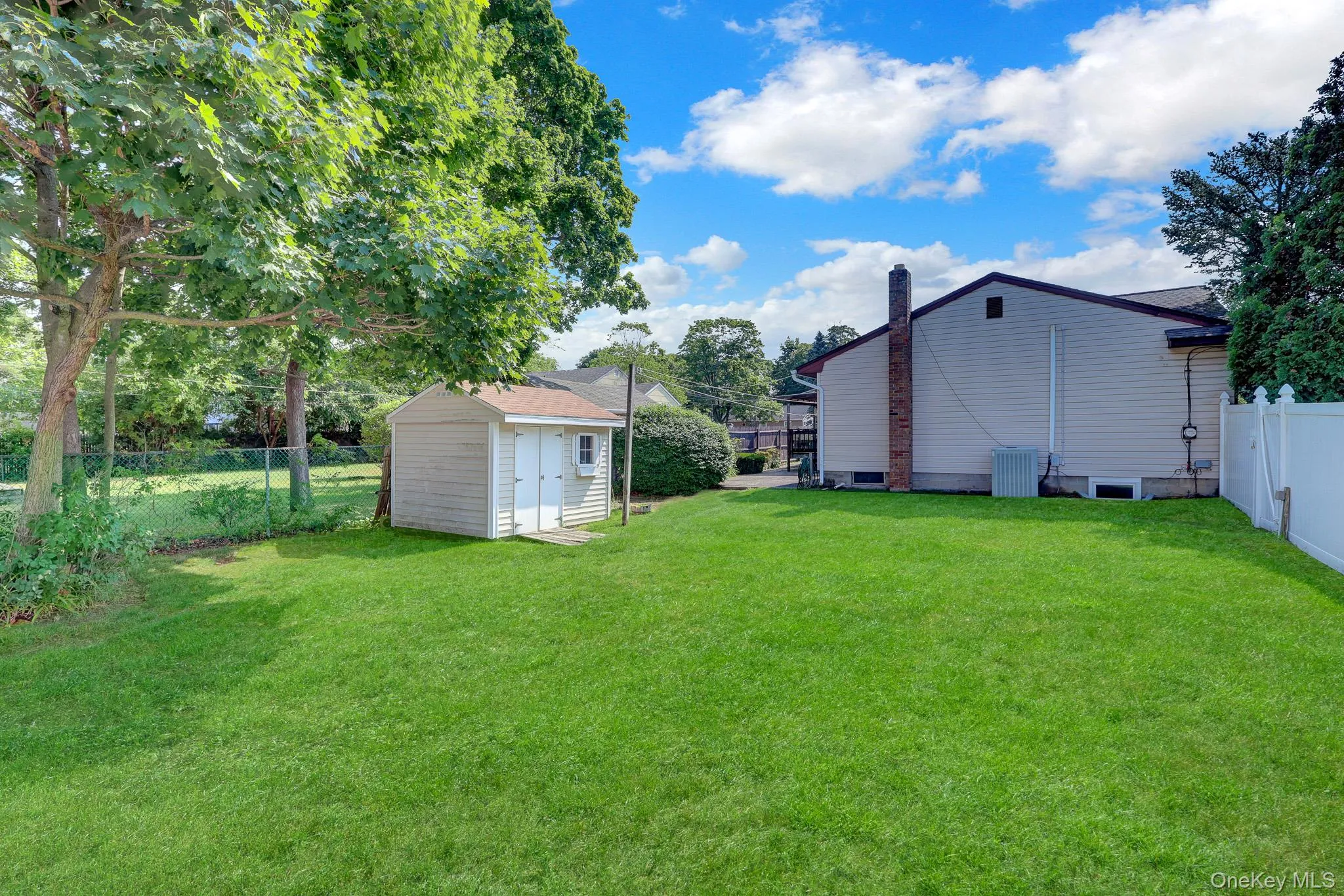 175 Franklin Street, Brookhaven, NY, 3 Bedrooms Bedrooms, 7 Rooms Rooms,1 BathroomBathrooms,Residential,For Rent,Franklin,0,1021205 175 Franklin Street, Brookhaven, NY, 3 Bedrooms Bedrooms, 7 Rooms Rooms,1 BathroomBathrooms,Residential,For Rent,Franklin,0,1021205