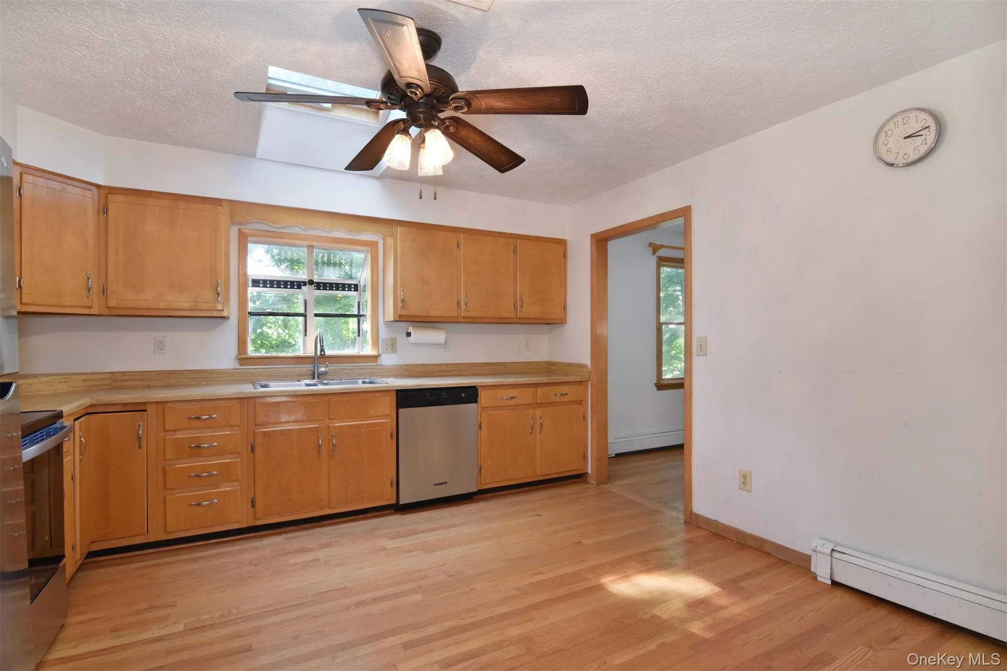 Eat in kitchen with stainless steel appliances, skylight. Eat in kitchen with stainless steel appliances, skylight.