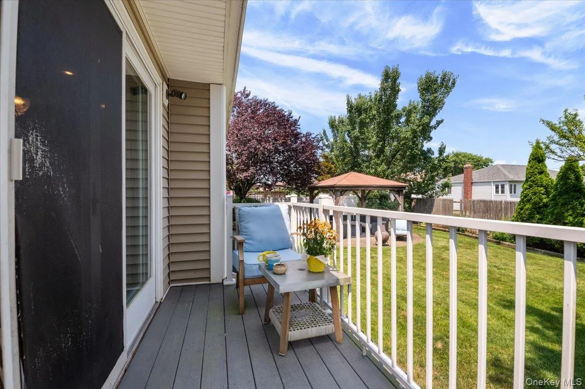 215 Boston Avenue, Oyster Bay, NY, 4 Bedrooms Bedrooms, 9 Rooms Rooms,2 BathroomsBathrooms,Residential,For Rent,Boston,0,1021211 215 Boston Avenue, Oyster Bay, NY, 4 Bedrooms Bedrooms, 9 Rooms Rooms,2 BathroomsBathrooms,Residential,For Rent,Boston,0,1021211