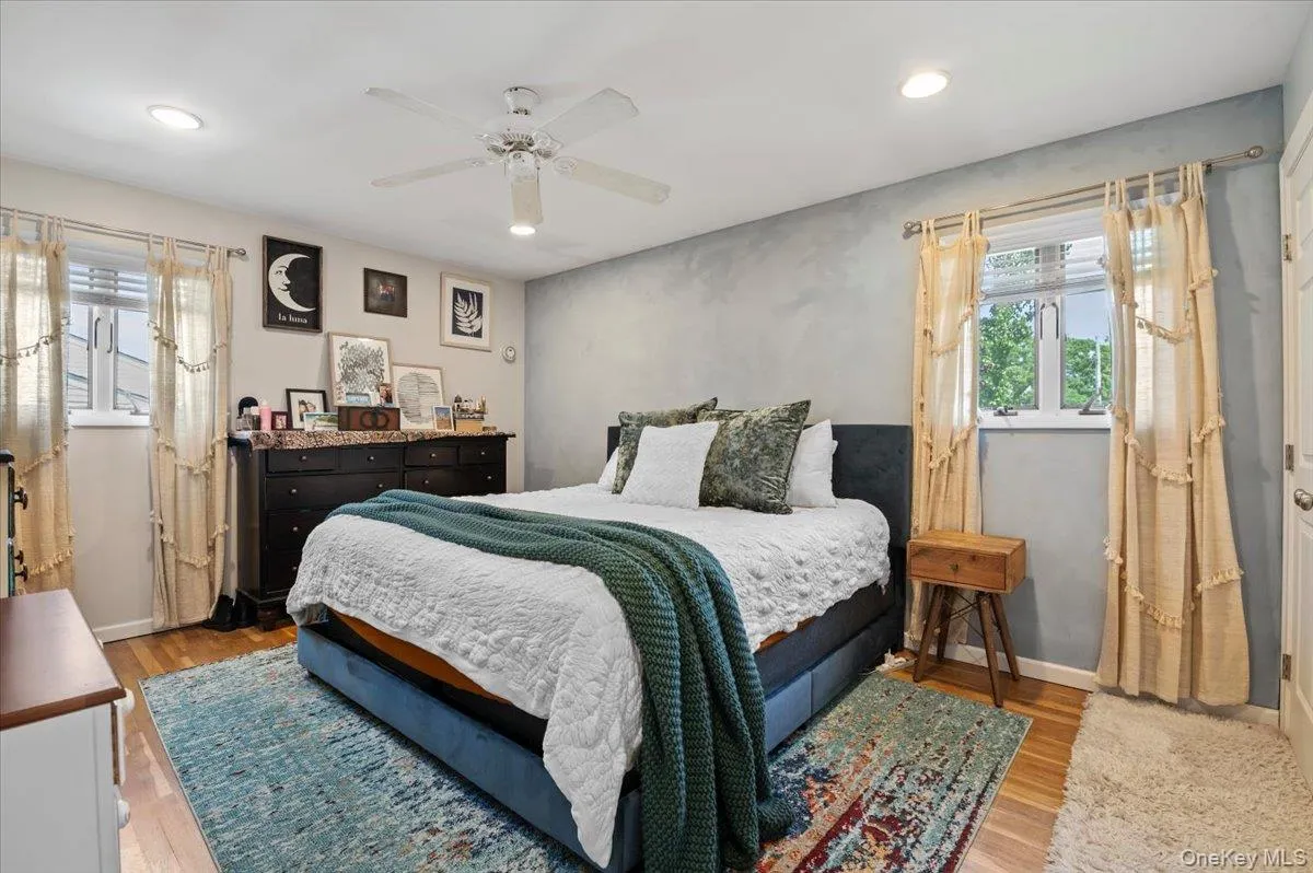 215 Boston Avenue, Oyster Bay, NY, 4 Bedrooms Bedrooms, 9 Rooms Rooms,2 BathroomsBathrooms,Residential,For Rent,Boston,0,1021211 215 Boston Avenue, Oyster Bay, NY, 4 Bedrooms Bedrooms, 9 Rooms Rooms,2 BathroomsBathrooms,Residential,For Rent,Boston,0,1021211
