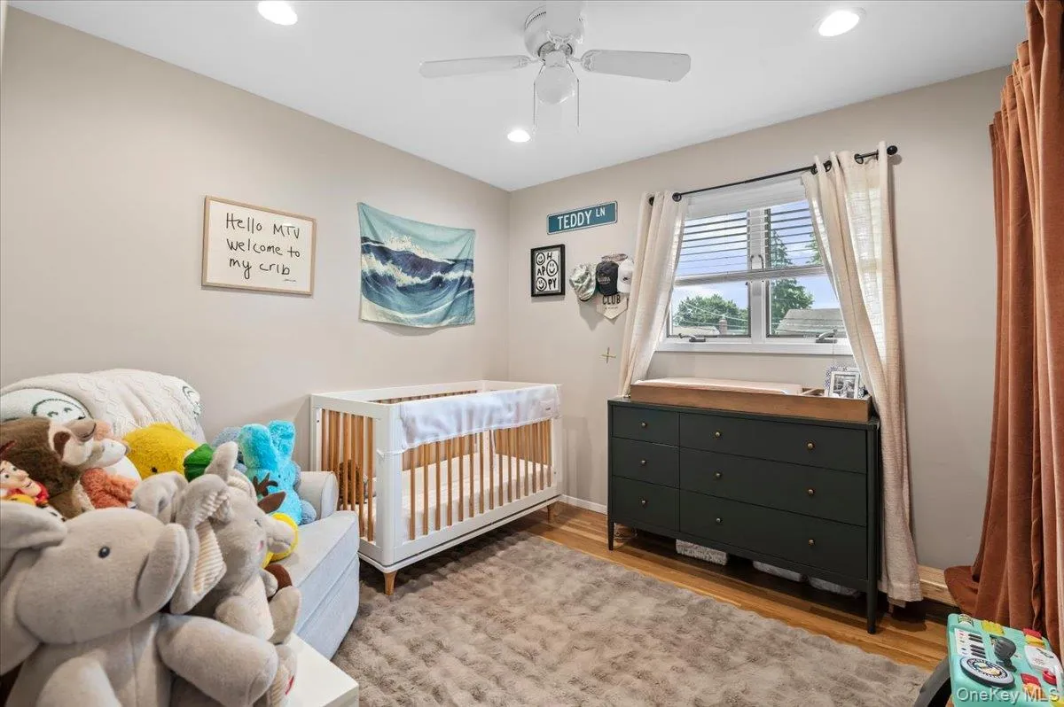 215 Boston Avenue, Oyster Bay, NY, 4 Bedrooms Bedrooms, 9 Rooms Rooms,2 BathroomsBathrooms,Residential,For Rent,Boston,0,1021211 215 Boston Avenue, Oyster Bay, NY, 4 Bedrooms Bedrooms, 9 Rooms Rooms,2 BathroomsBathrooms,Residential,For Rent,Boston,0,1021211
