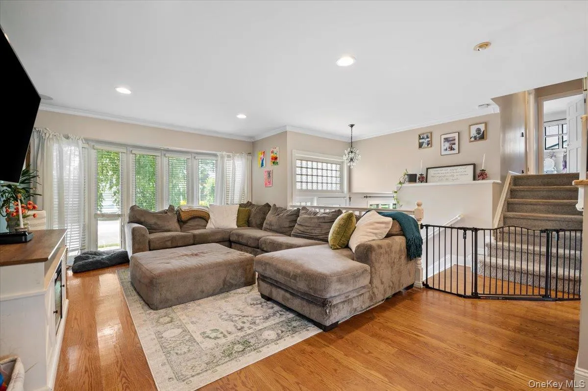 215 Boston Avenue, Oyster Bay, NY, 4 Bedrooms Bedrooms, 9 Rooms Rooms,2 BathroomsBathrooms,Residential,For Rent,Boston,0,1021211 215 Boston Avenue, Oyster Bay, NY, 4 Bedrooms Bedrooms, 9 Rooms Rooms,2 BathroomsBathrooms,Residential,For Rent,Boston,0,1021211