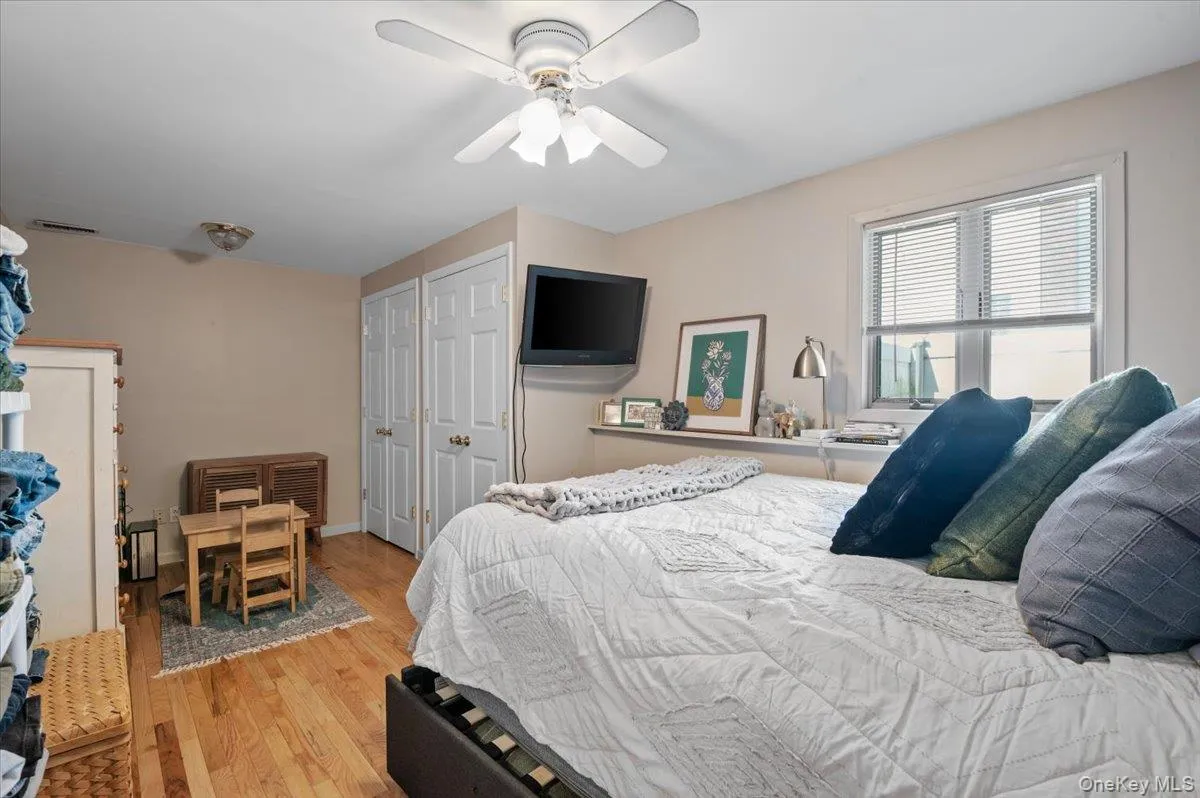 215 Boston Avenue, Oyster Bay, NY, 4 Bedrooms Bedrooms, 9 Rooms Rooms,2 BathroomsBathrooms,Residential,For Rent,Boston,0,1021211 215 Boston Avenue, Oyster Bay, NY, 4 Bedrooms Bedrooms, 9 Rooms Rooms,2 BathroomsBathrooms,Residential,For Rent,Boston,0,1021211