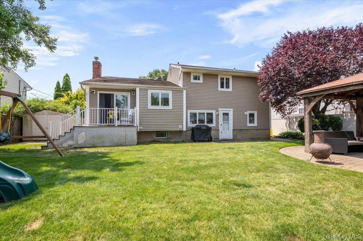 215 Boston Avenue, Oyster Bay, NY, 4 Bedrooms Bedrooms, 9 Rooms Rooms,2 BathroomsBathrooms,Residential,For Rent,Boston,0,1021211 215 Boston Avenue, Oyster Bay, NY, 4 Bedrooms Bedrooms, 9 Rooms Rooms,2 BathroomsBathrooms,Residential,For Rent,Boston,0,1021211