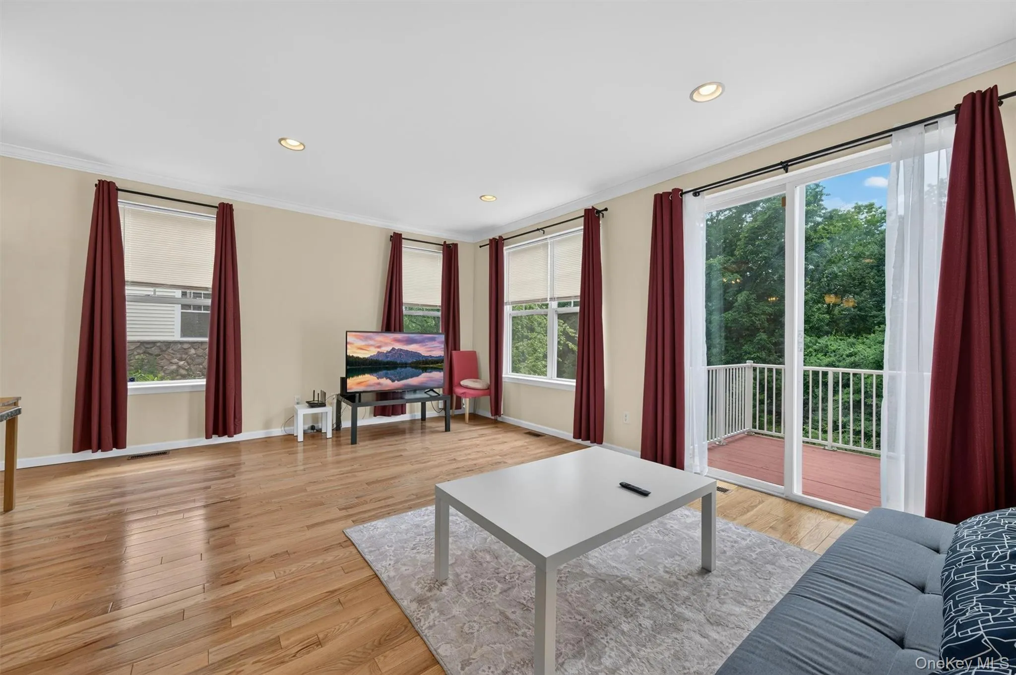 37 Meadow View Drive, Middletown, NY, 3 Bedrooms Bedrooms, 7 Rooms Rooms,2 BathroomsBathrooms,Residential,For Rent,Meadow View,0,1021212 37 Meadow View Drive, Middletown, NY, 3 Bedrooms Bedrooms, 7 Rooms Rooms,2 BathroomsBathrooms,Residential,For Rent,Meadow View,0,1021212
