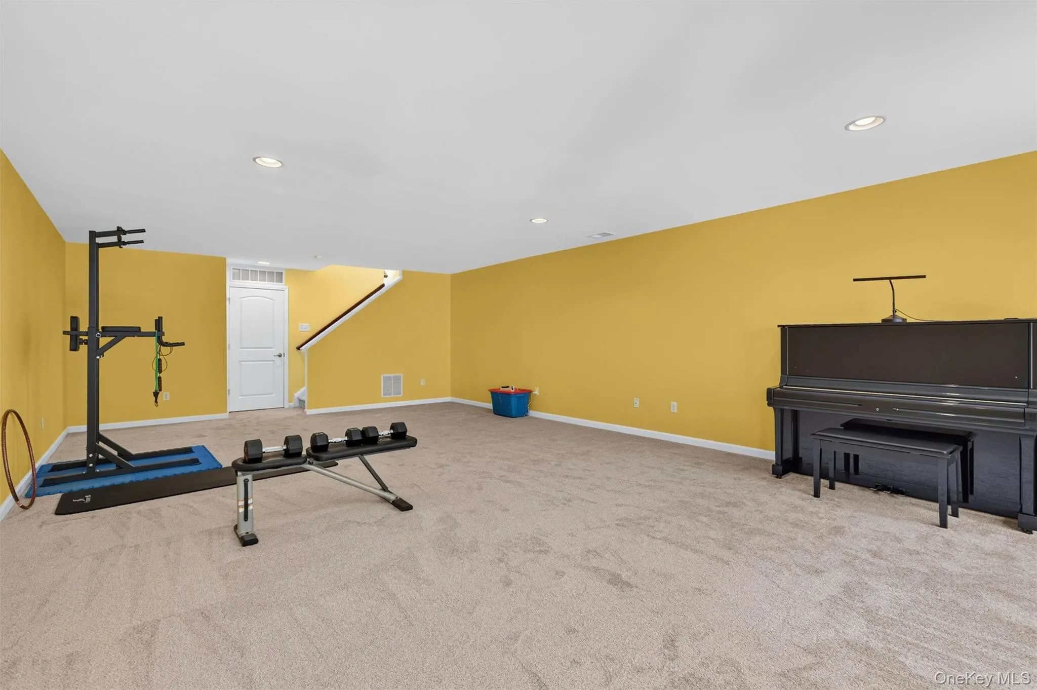 37 Meadow View Drive, Middletown, NY, 3 Bedrooms Bedrooms, 7 Rooms Rooms,2 BathroomsBathrooms,Residential,For Rent,Meadow View,0,1021212 37 Meadow View Drive, Middletown, NY, 3 Bedrooms Bedrooms, 7 Rooms Rooms,2 BathroomsBathrooms,Residential,For Rent,Meadow View,0,1021212