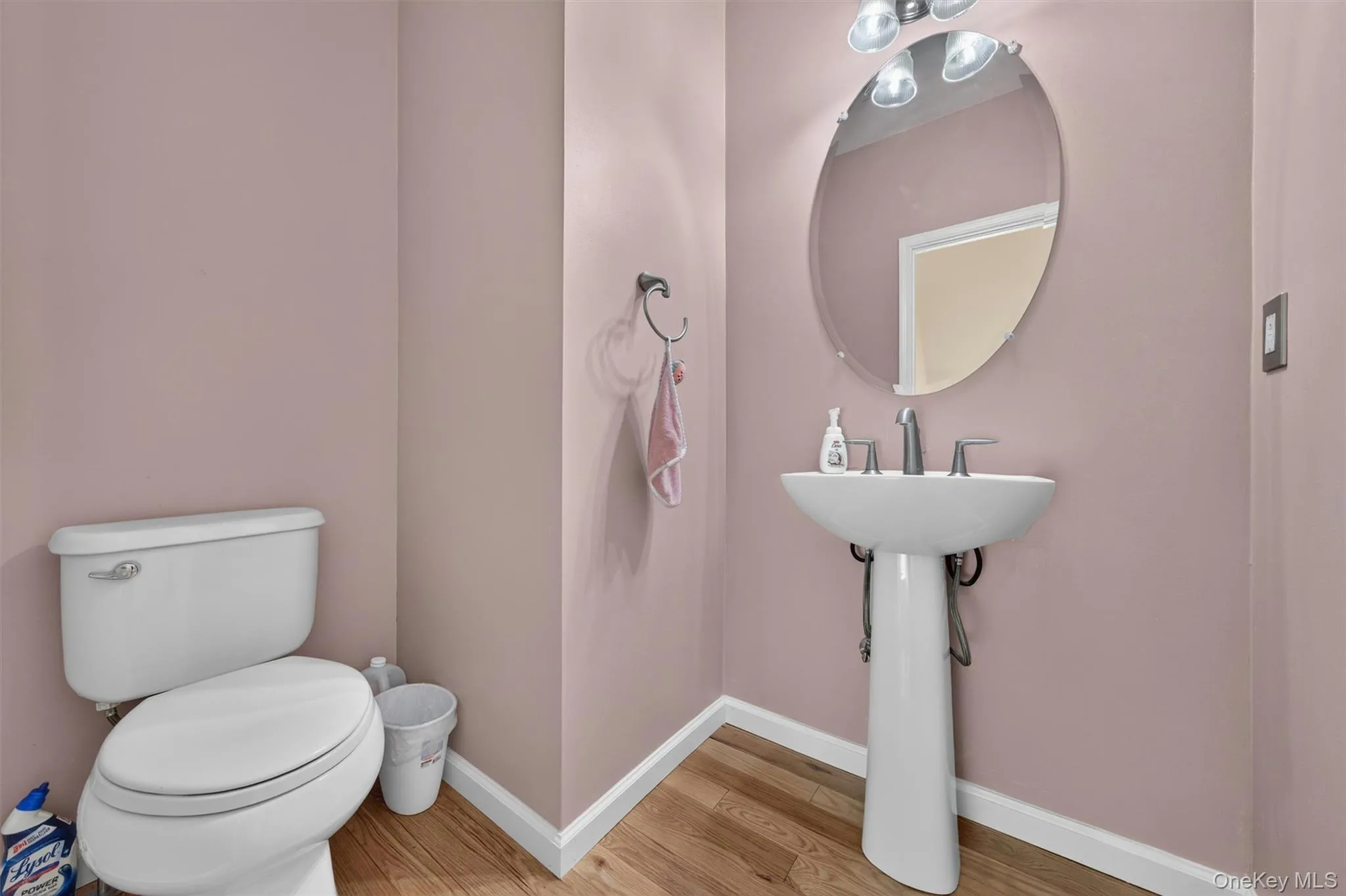 37 Meadow View Drive, Middletown, NY, 3 Bedrooms Bedrooms, 7 Rooms Rooms,2 BathroomsBathrooms,Residential,For Rent,Meadow View,0,1021212 37 Meadow View Drive, Middletown, NY, 3 Bedrooms Bedrooms, 7 Rooms Rooms,2 BathroomsBathrooms,Residential,For Rent,Meadow View,0,1021212