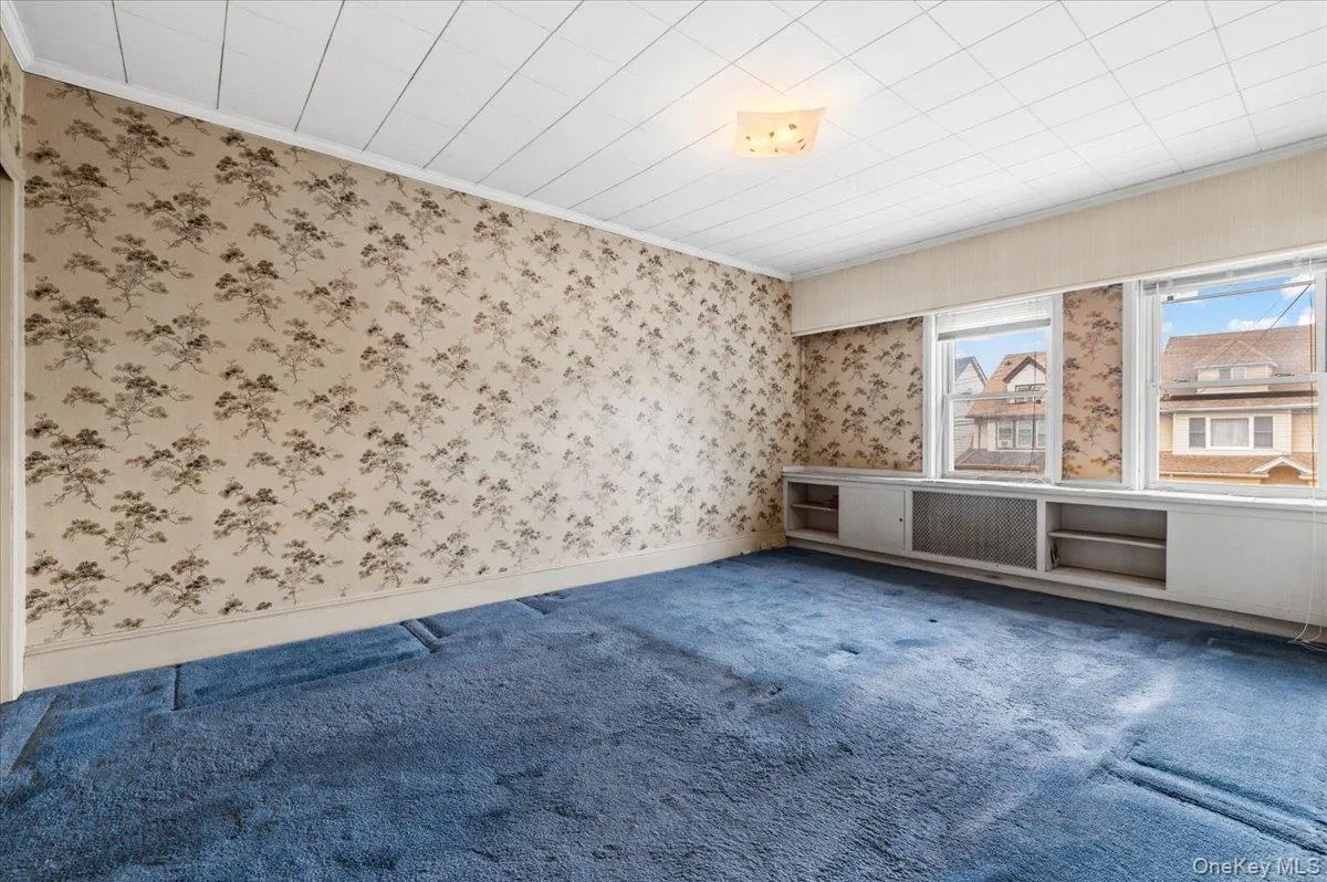 161-21 84th Avenue, New York, NY, 3 Bedrooms Bedrooms, 7 Rooms Rooms,1 BathroomBathrooms,Residential,For Rent,84th,0,1021213 161-21 84th Avenue, New York, NY, 3 Bedrooms Bedrooms, 7 Rooms Rooms,1 BathroomBathrooms,Residential,For Rent,84th,0,1021213
