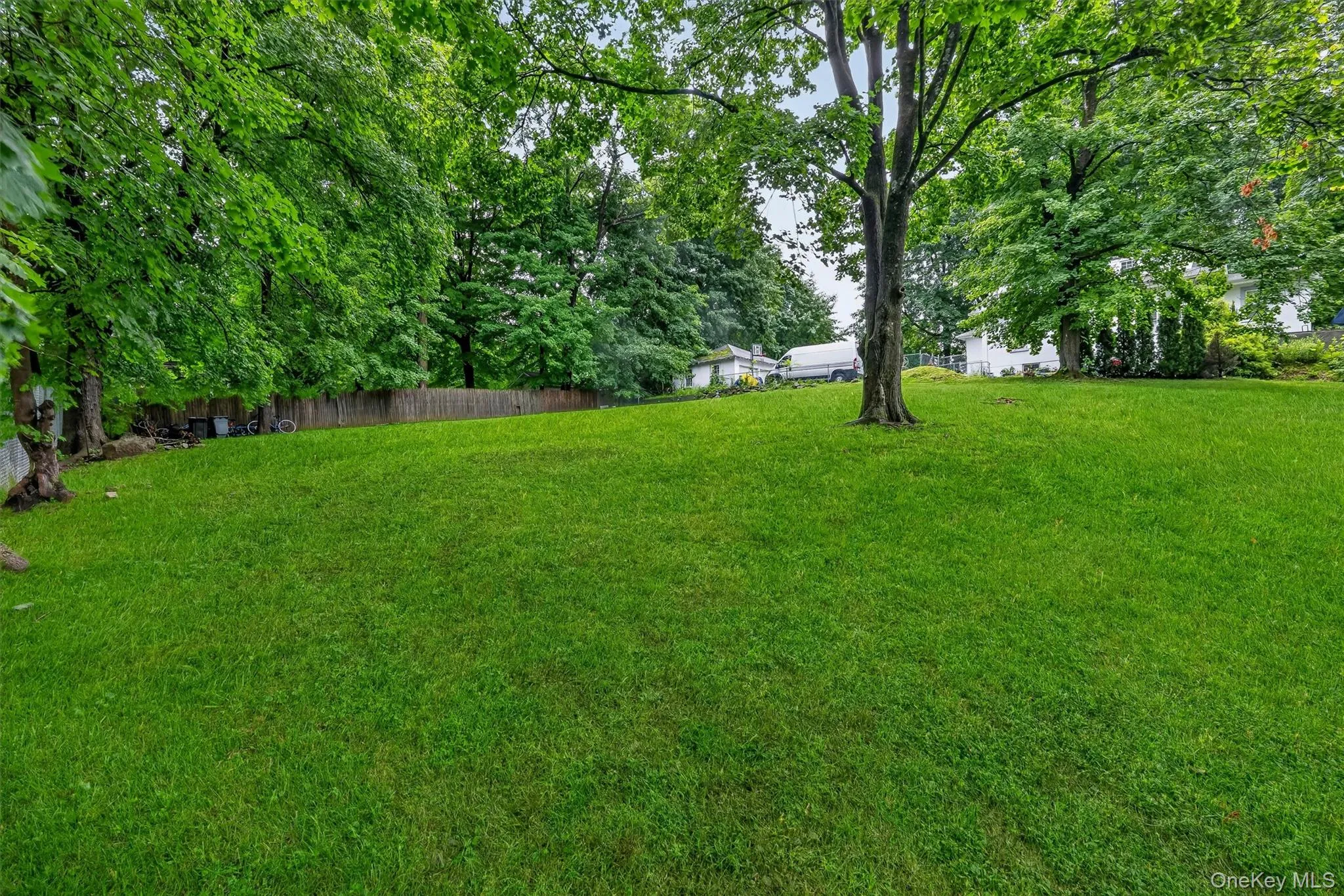 Private outdoor space offers room to enjoy and customize to your needs. Private outdoor space offers room to enjoy and customize to your needs.