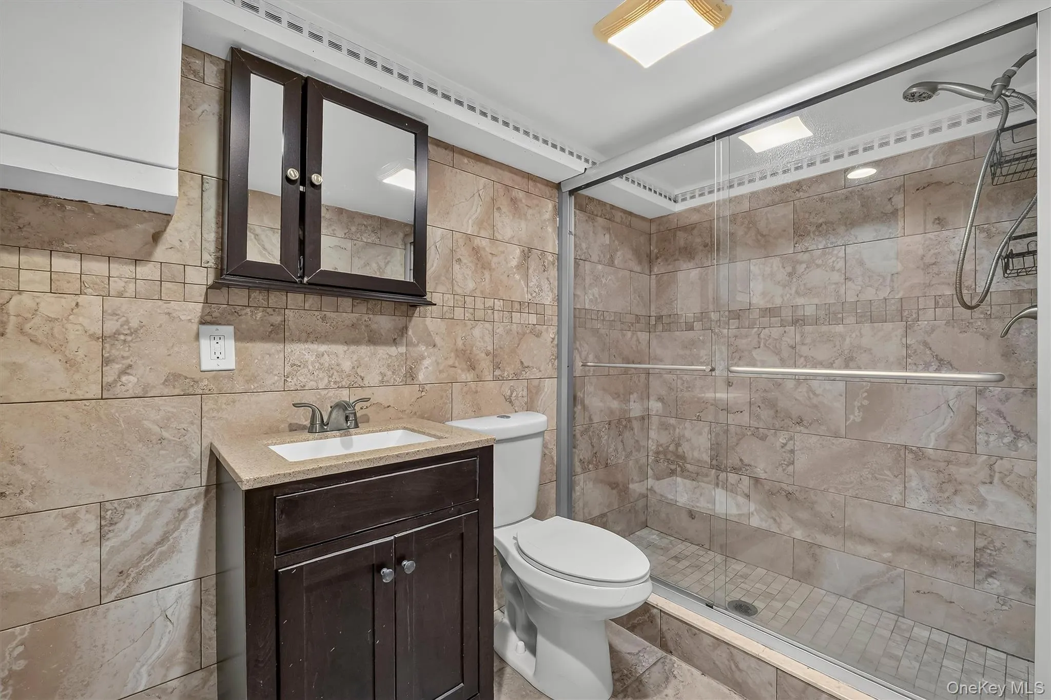 Second full bathroom adds convenience and functionality to the lower level. Second full bathroom adds convenience and functionality to the lower level.