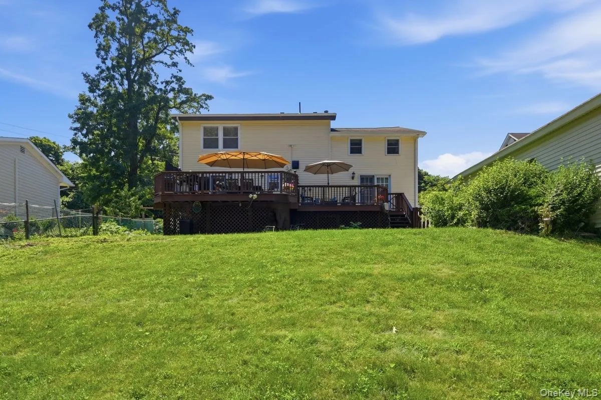 159 Locust Avenue, Cortlandt, NY, 4 Bedrooms Bedrooms, 8 Rooms Rooms,2 BathroomsBathrooms,Residential,For Rent,Locust,0,1021217 159 Locust Avenue, Cortlandt, NY, 4 Bedrooms Bedrooms, 8 Rooms Rooms,2 BathroomsBathrooms,Residential,For Rent,Locust,0,1021217