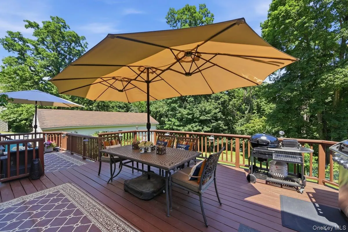 159 Locust Avenue, Cortlandt, NY, 4 Bedrooms Bedrooms, 8 Rooms Rooms,2 BathroomsBathrooms,Residential,For Rent,Locust,0,1021217 159 Locust Avenue, Cortlandt, NY, 4 Bedrooms Bedrooms, 8 Rooms Rooms,2 BathroomsBathrooms,Residential,For Rent,Locust,0,1021217