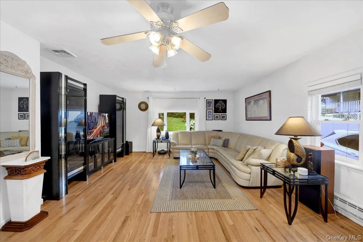 159 Locust Avenue, Cortlandt, NY, 4 Bedrooms Bedrooms, 8 Rooms Rooms,2 BathroomsBathrooms,Residential,For Rent,Locust,0,1021217 159 Locust Avenue, Cortlandt, NY, 4 Bedrooms Bedrooms, 8 Rooms Rooms,2 BathroomsBathrooms,Residential,For Rent,Locust,0,1021217