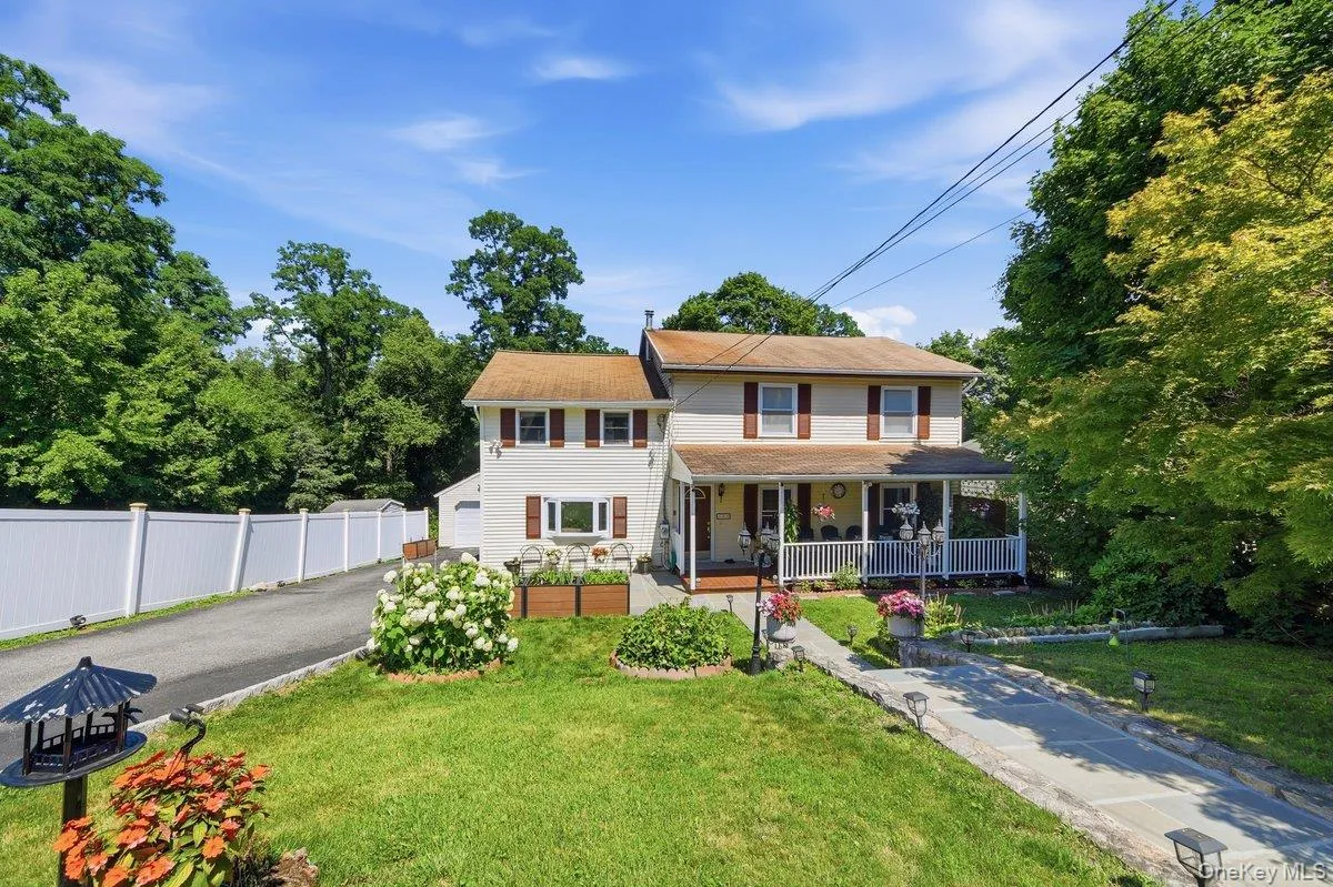 159 Locust Avenue, Cortlandt, NY, 4 Bedrooms Bedrooms, 8 Rooms Rooms,2 BathroomsBathrooms,Residential,For Rent,Locust,0,1021217 159 Locust Avenue, Cortlandt, NY, 4 Bedrooms Bedrooms, 8 Rooms Rooms,2 BathroomsBathrooms,Residential,For Rent,Locust,0,1021217