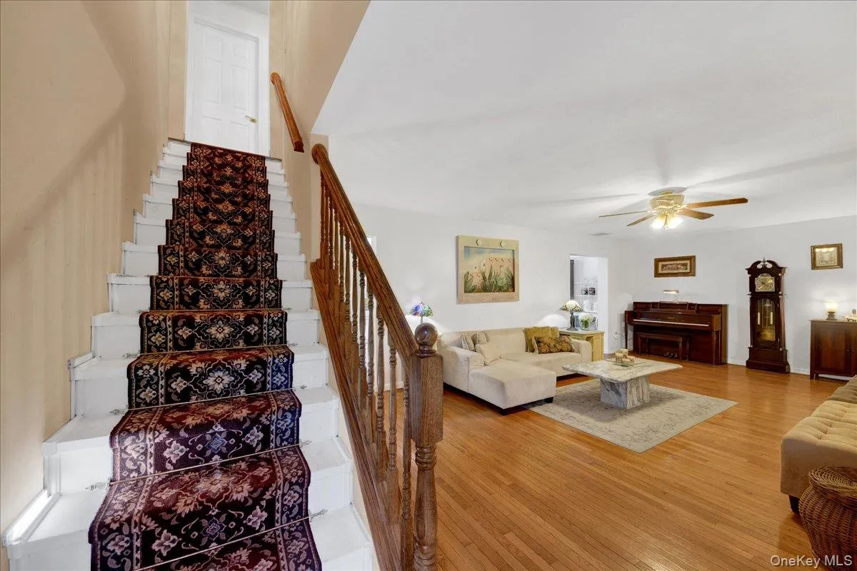 159 Locust Avenue, Cortlandt, NY, 4 Bedrooms Bedrooms, 8 Rooms Rooms,2 BathroomsBathrooms,Residential,For Rent,Locust,0,1021217 159 Locust Avenue, Cortlandt, NY, 4 Bedrooms Bedrooms, 8 Rooms Rooms,2 BathroomsBathrooms,Residential,For Rent,Locust,0,1021217