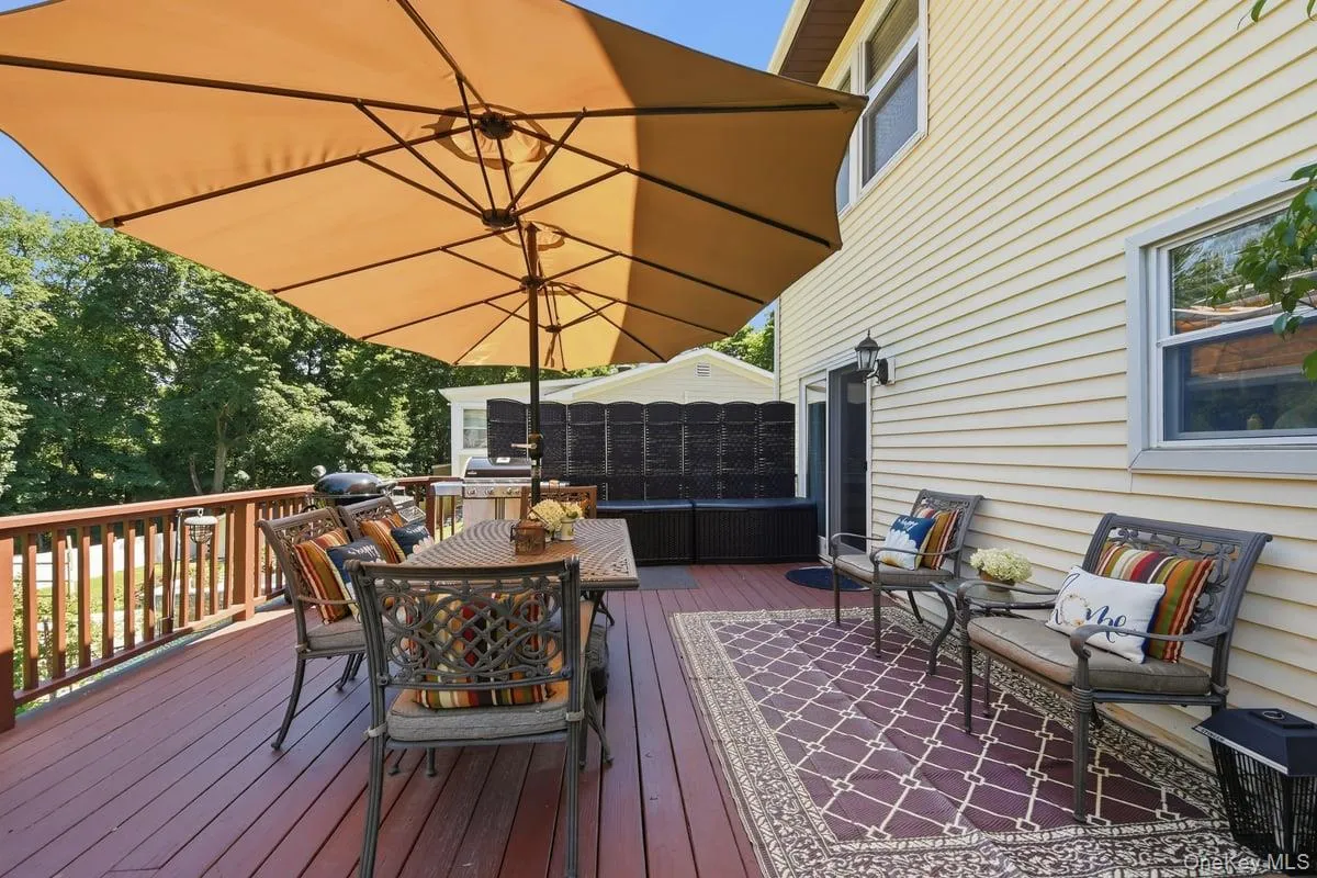159 Locust Avenue, Cortlandt, NY, 4 Bedrooms Bedrooms, 8 Rooms Rooms,2 BathroomsBathrooms,Residential,For Rent,Locust,0,1021217 159 Locust Avenue, Cortlandt, NY, 4 Bedrooms Bedrooms, 8 Rooms Rooms,2 BathroomsBathrooms,Residential,For Rent,Locust,0,1021217