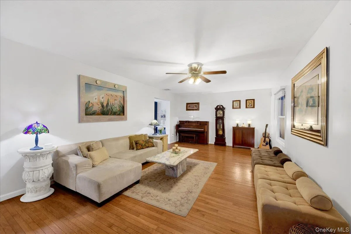 159 Locust Avenue, Cortlandt, NY, 4 Bedrooms Bedrooms, 8 Rooms Rooms,2 BathroomsBathrooms,Residential,For Rent,Locust,0,1021217 159 Locust Avenue, Cortlandt, NY, 4 Bedrooms Bedrooms, 8 Rooms Rooms,2 BathroomsBathrooms,Residential,For Rent,Locust,0,1021217