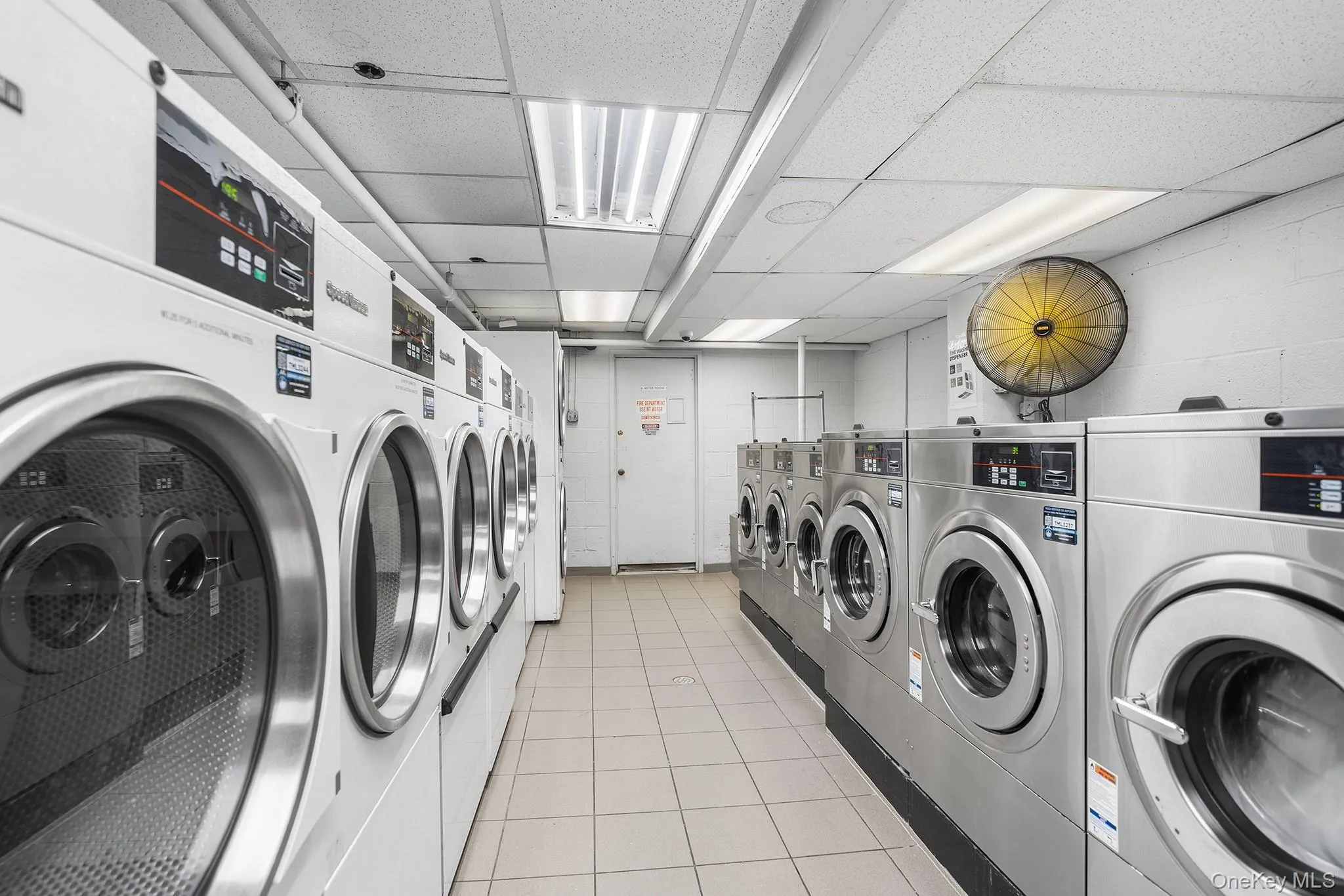 61-35 98 Street, New York, NY, 3 Bedrooms Bedrooms, 6 Rooms Rooms,2 BathroomsBathrooms,Residential,For Rent,98,0,1021219 61-35 98 Street, New York, NY, 3 Bedrooms Bedrooms, 6 Rooms Rooms,2 BathroomsBathrooms,Residential,For Rent,98,0,1021219