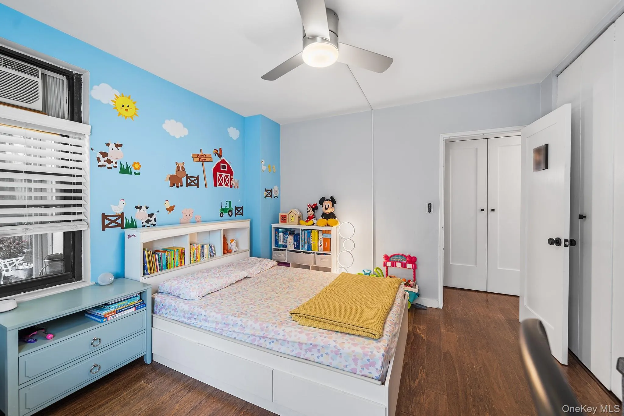 61-35 98 Street, New York, NY, 3 Bedrooms Bedrooms, 6 Rooms Rooms,2 BathroomsBathrooms,Residential,For Rent,98,0,1021219 61-35 98 Street, New York, NY, 3 Bedrooms Bedrooms, 6 Rooms Rooms,2 BathroomsBathrooms,Residential,For Rent,98,0,1021219