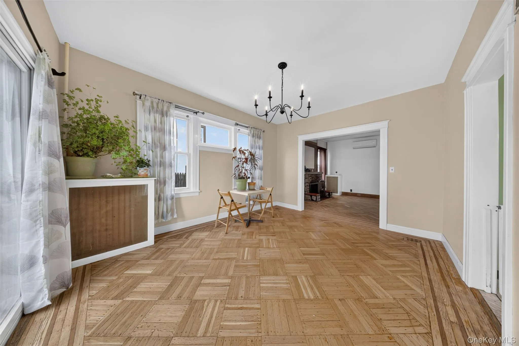 43-23 167th Street, New York, NY, 3 Bedrooms Bedrooms, 11 Rooms Rooms,1 BathroomBathrooms,Residential,For Rent,167th,0,1021224 43-23 167th Street, New York, NY, 3 Bedrooms Bedrooms, 11 Rooms Rooms,1 BathroomBathrooms,Residential,For Rent,167th,0,1021224