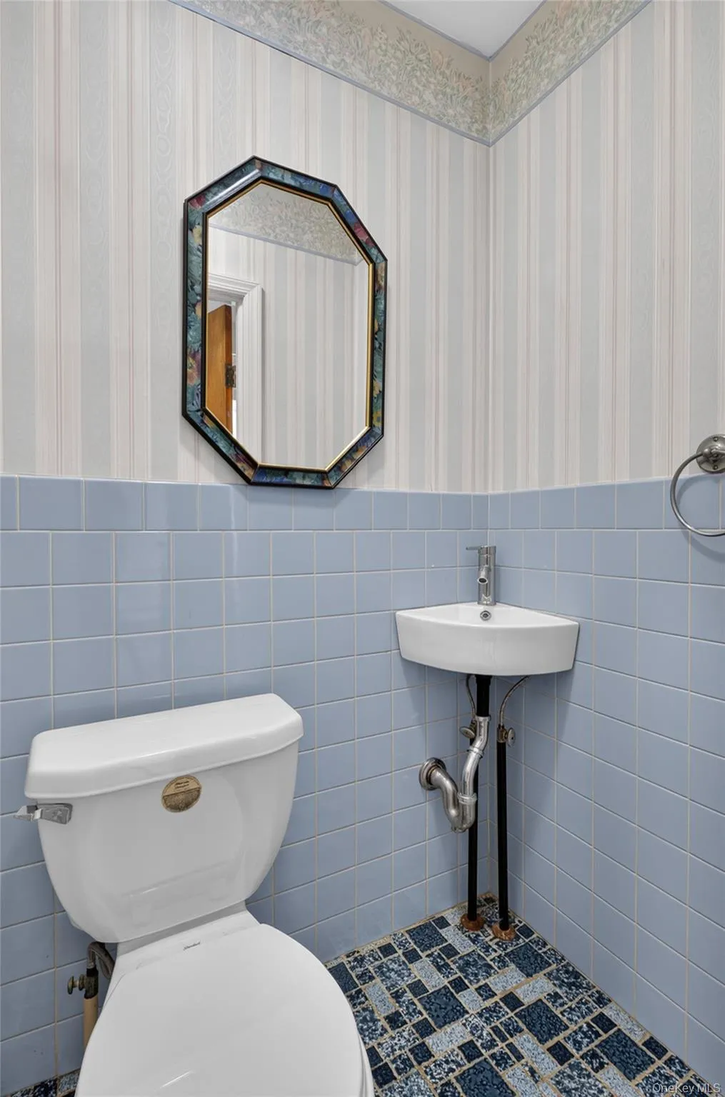 43-23 167th Street, New York, NY, 3 Bedrooms Bedrooms, 11 Rooms Rooms,1 BathroomBathrooms,Residential,For Rent,167th,0,1021224 43-23 167th Street, New York, NY, 3 Bedrooms Bedrooms, 11 Rooms Rooms,1 BathroomBathrooms,Residential,For Rent,167th,0,1021224