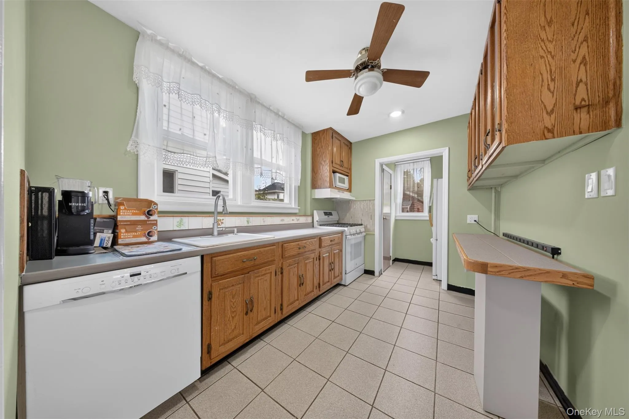 43-23 167th Street, New York, NY, 3 Bedrooms Bedrooms, 11 Rooms Rooms,1 BathroomBathrooms,Residential,For Rent,167th,0,1021224 43-23 167th Street, New York, NY, 3 Bedrooms Bedrooms, 11 Rooms Rooms,1 BathroomBathrooms,Residential,For Rent,167th,0,1021224
