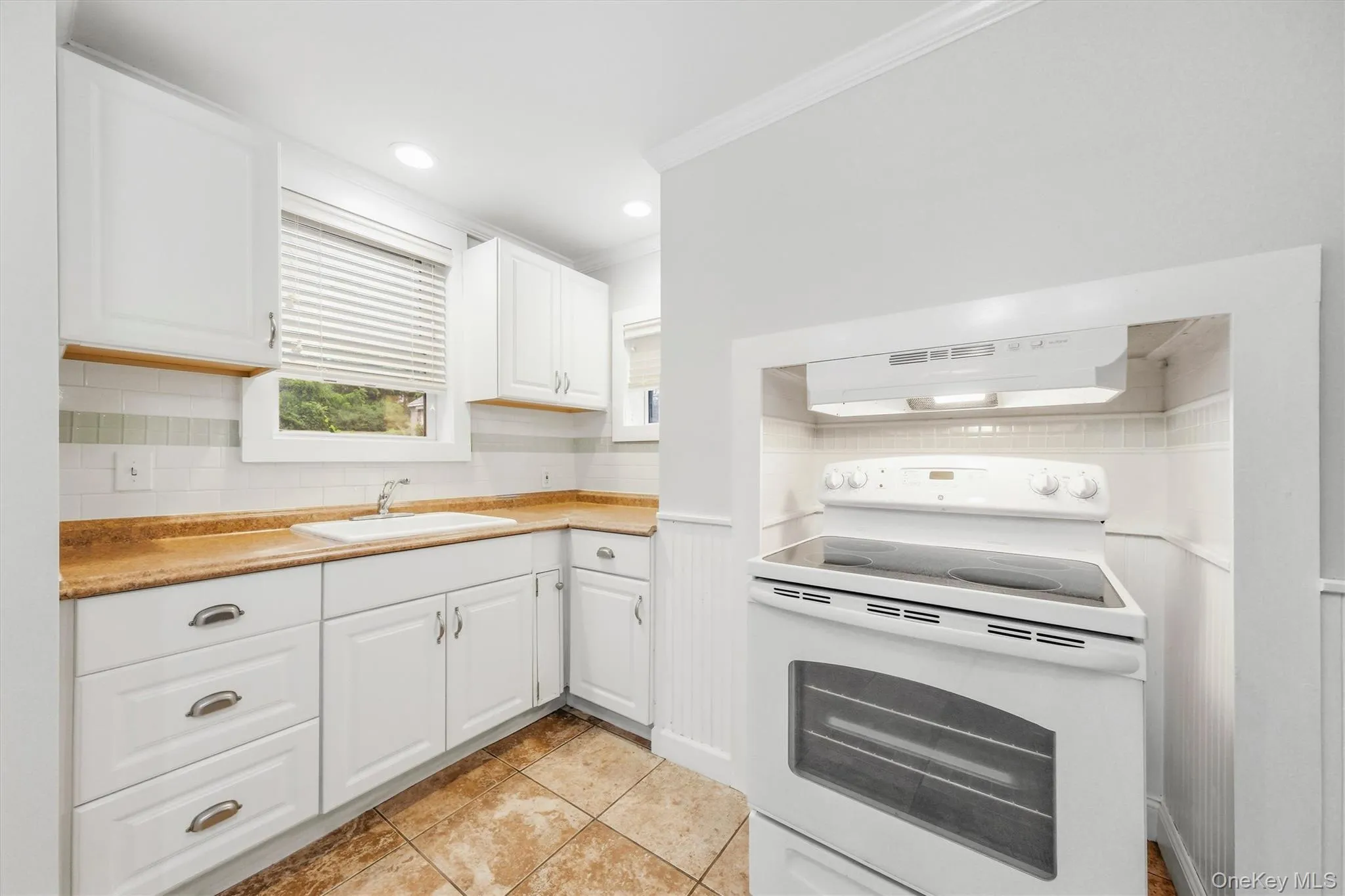 43 Boyce Street, Beacon, NY, 3 Bedrooms Bedrooms, 10 Rooms Rooms,1 BathroomBathrooms,Residential,For Rent,Boyce,0,1021225 43 Boyce Street, Beacon, NY, 3 Bedrooms Bedrooms, 10 Rooms Rooms,1 BathroomBathrooms,Residential,For Rent,Boyce,0,1021225