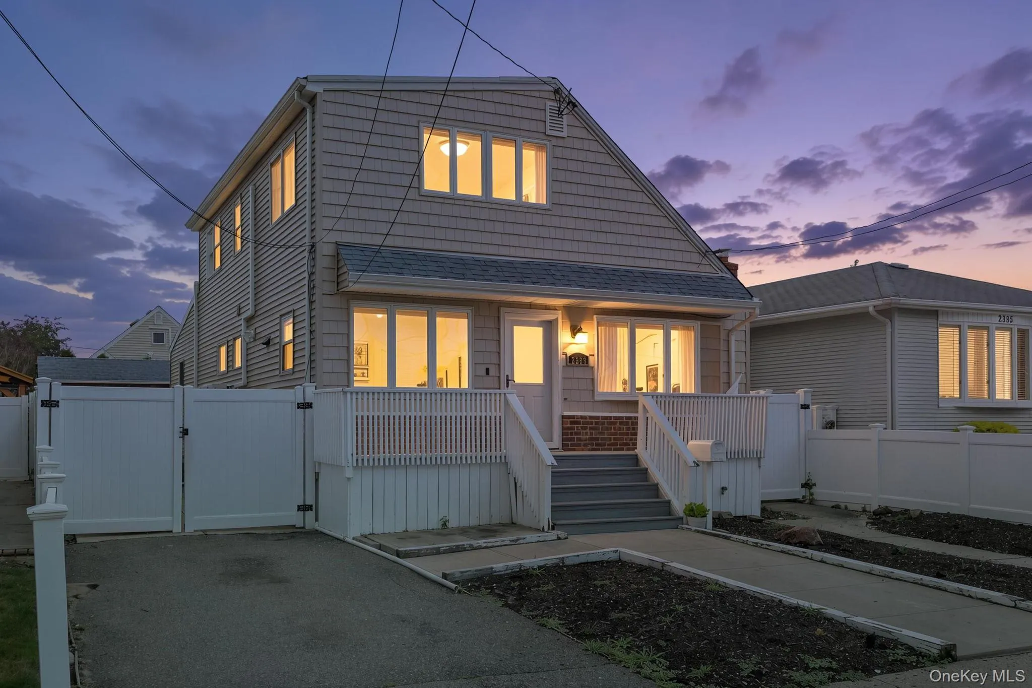 2383 Riverside Drive, Hempstead, NY, 6 Bedrooms Bedrooms, 8 Rooms Rooms,2 BathroomsBathrooms,Residential,For Rent,Riverside,0,1021229 2383 Riverside Drive, Hempstead, NY, 6 Bedrooms Bedrooms, 8 Rooms Rooms,2 BathroomsBathrooms,Residential,For Rent,Riverside,0,1021229
