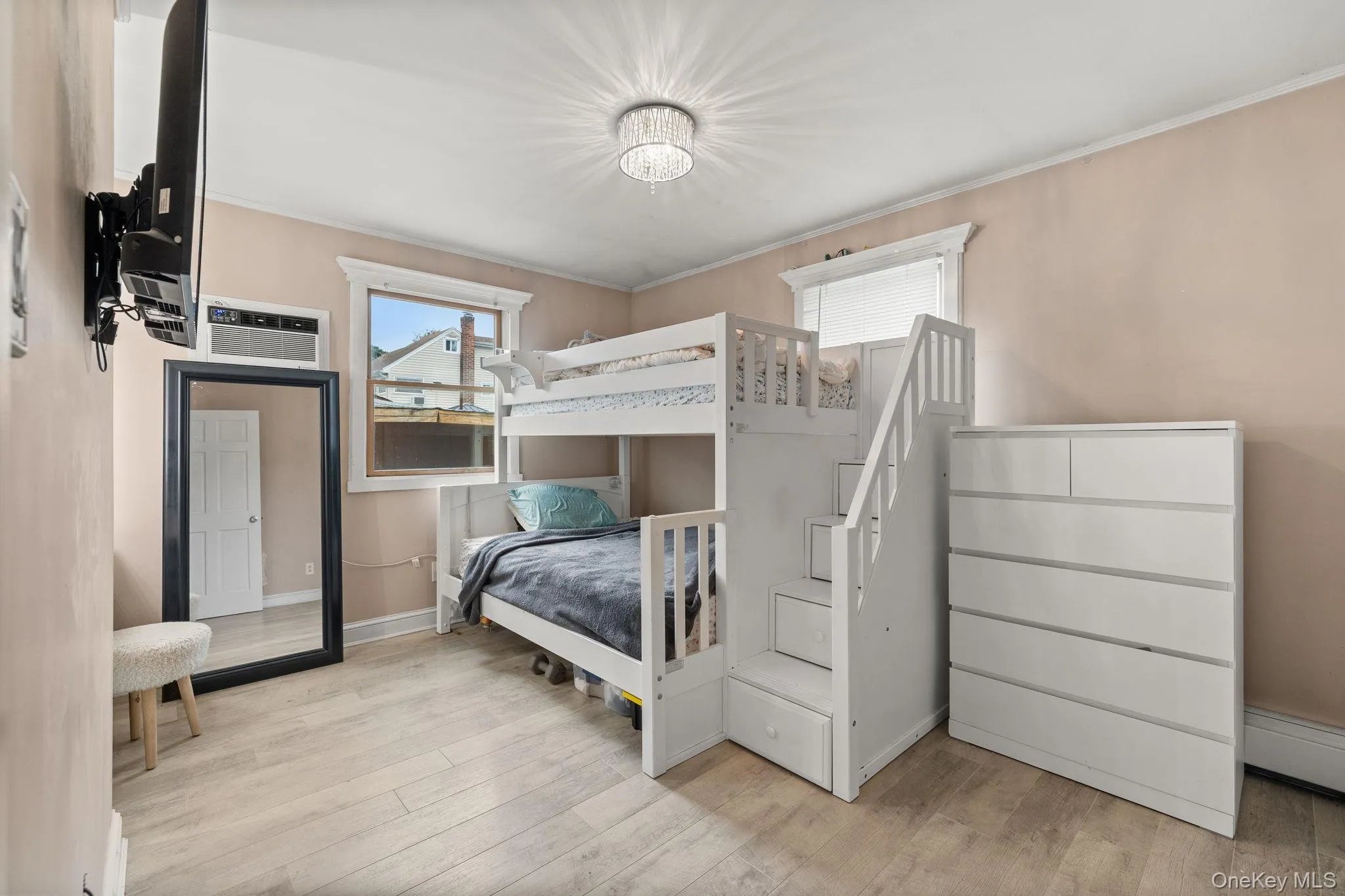 2383 Riverside Drive, Hempstead, NY, 6 Bedrooms Bedrooms, 8 Rooms Rooms,2 BathroomsBathrooms,Residential,For Rent,Riverside,0,1021229 2383 Riverside Drive, Hempstead, NY, 6 Bedrooms Bedrooms, 8 Rooms Rooms,2 BathroomsBathrooms,Residential,For Rent,Riverside,0,1021229