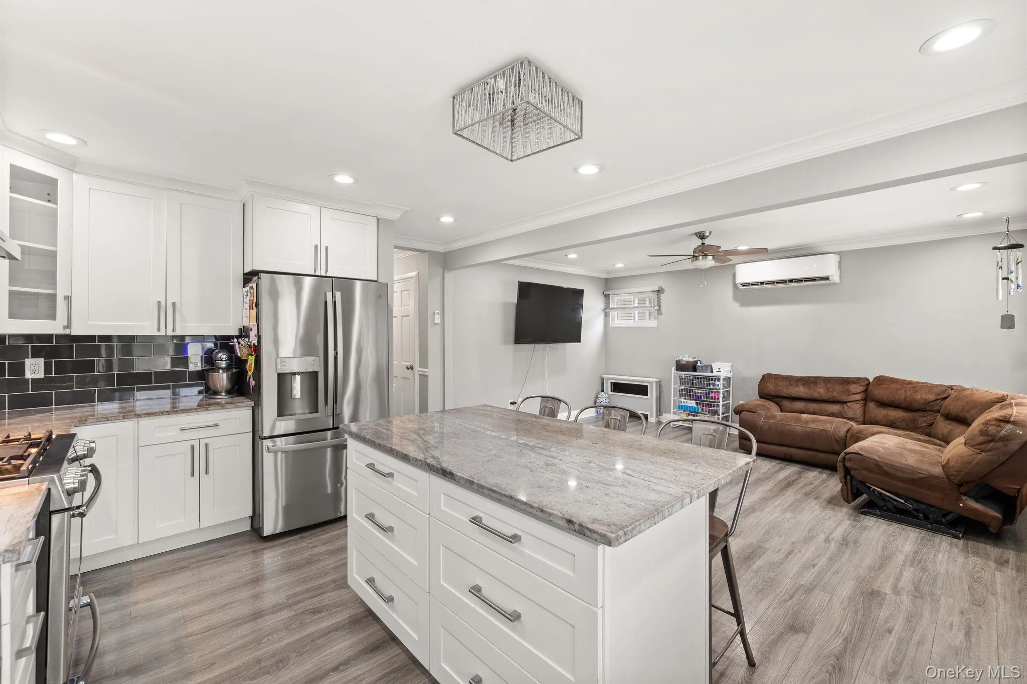 2383 Riverside Drive, Hempstead, NY, 6 Bedrooms Bedrooms, 8 Rooms Rooms,2 BathroomsBathrooms,Residential,For Rent,Riverside,0,1021229 2383 Riverside Drive, Hempstead, NY, 6 Bedrooms Bedrooms, 8 Rooms Rooms,2 BathroomsBathrooms,Residential,For Rent,Riverside,0,1021229